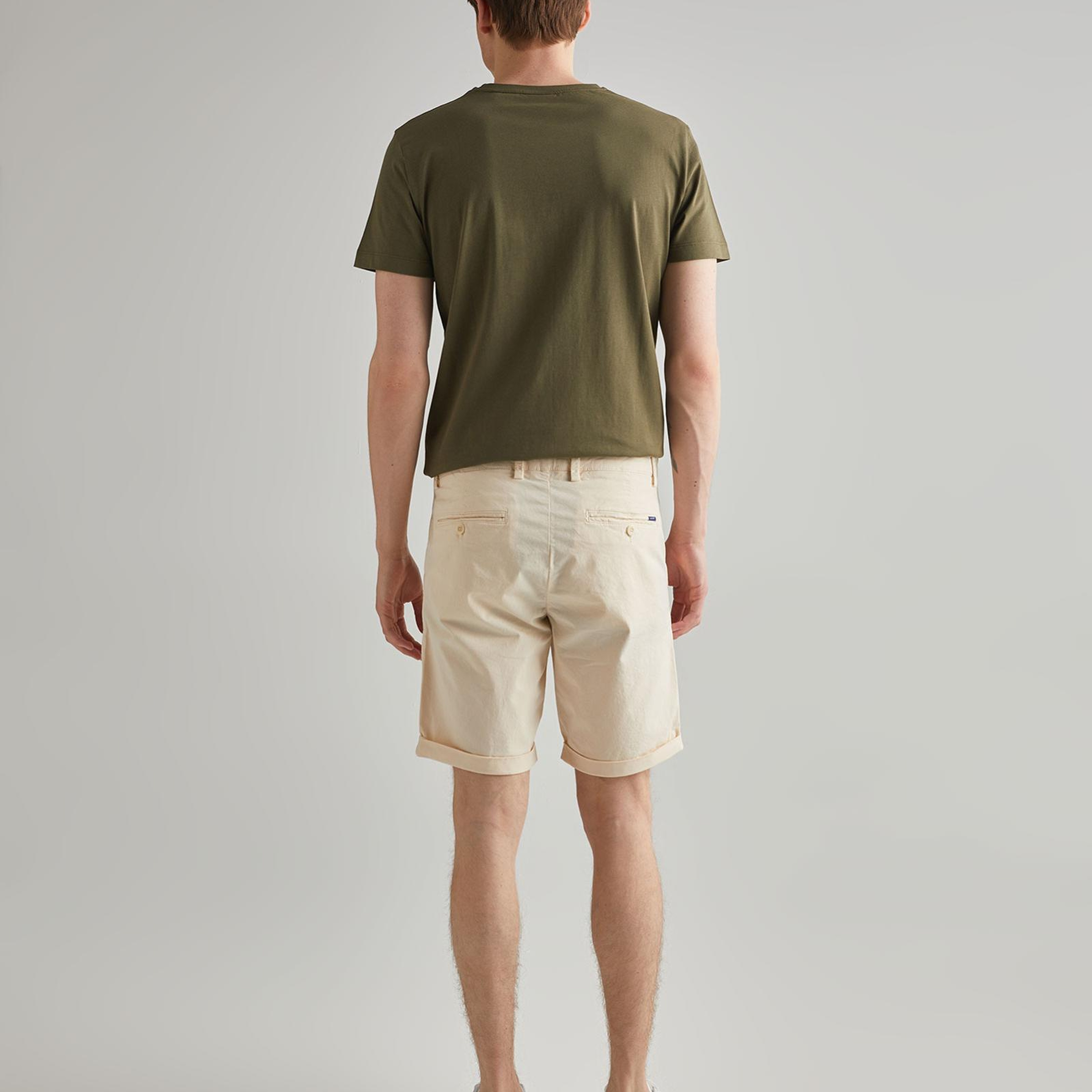 GANT Erkek Krem Regular Fit Şort