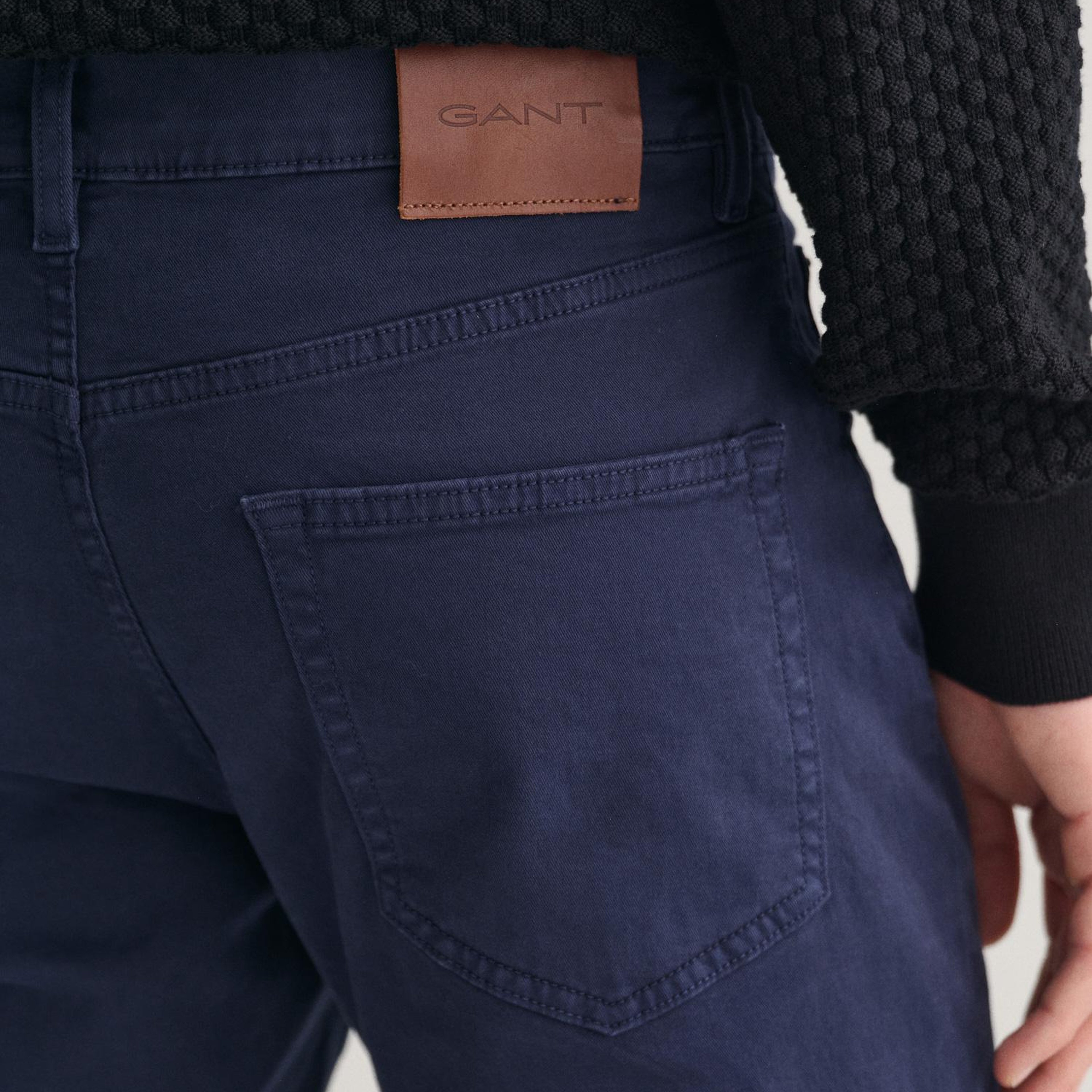 GANT Erkek Lacivert Slim Fit Jean