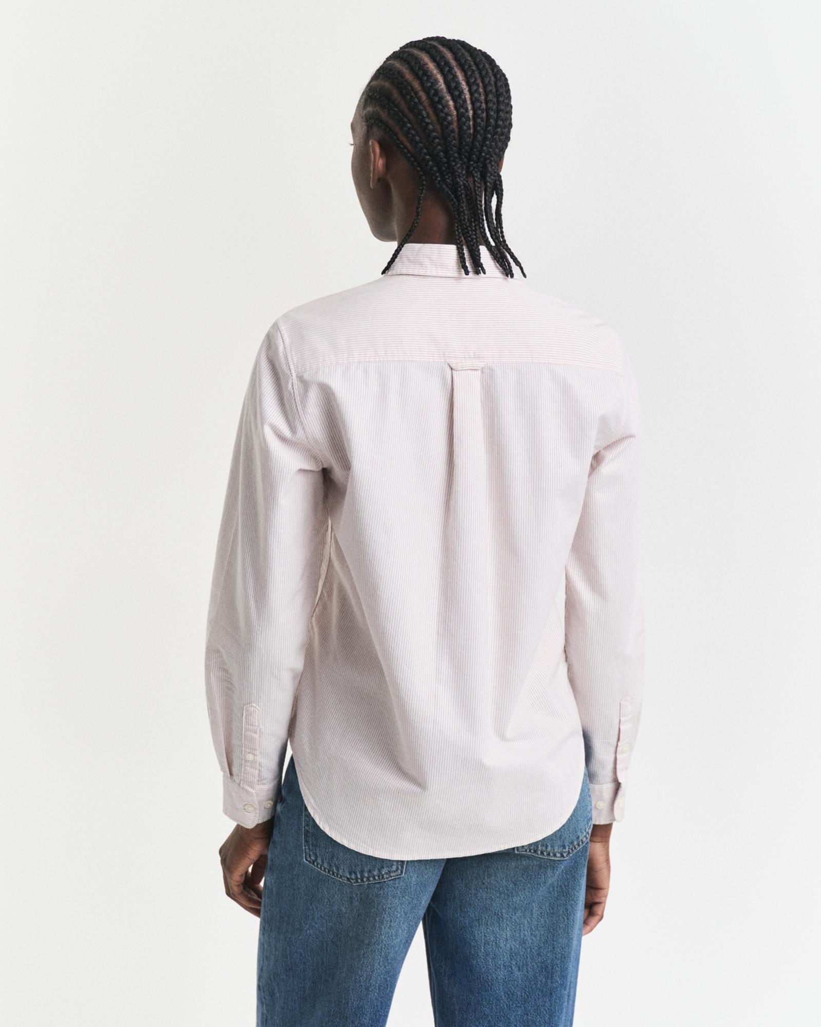 GANT Kadın Pembe Regular Fit Düğmeli Yaka Oxford Gömlek