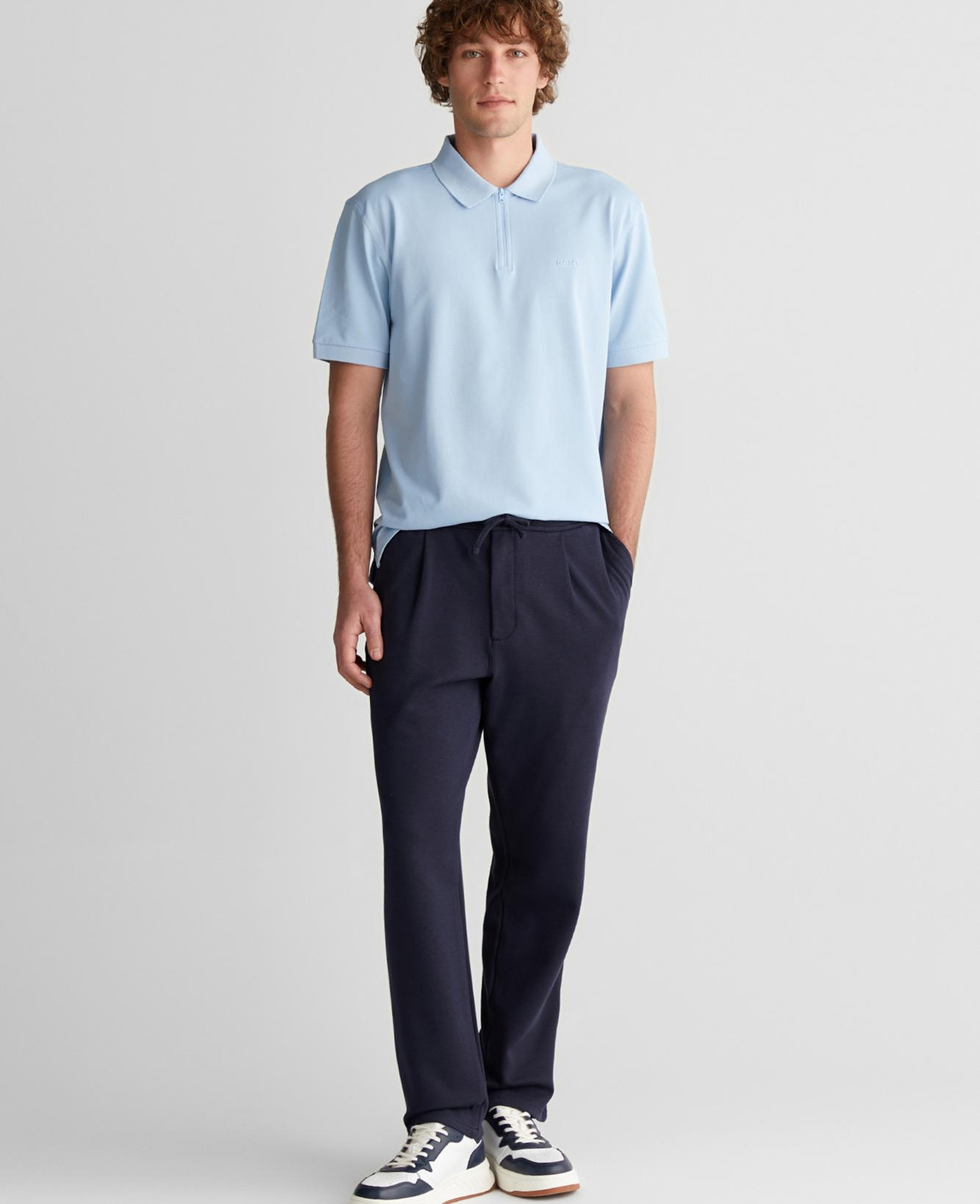 GANT Erkek Lacivert Regular Fit Jogger Pantolon