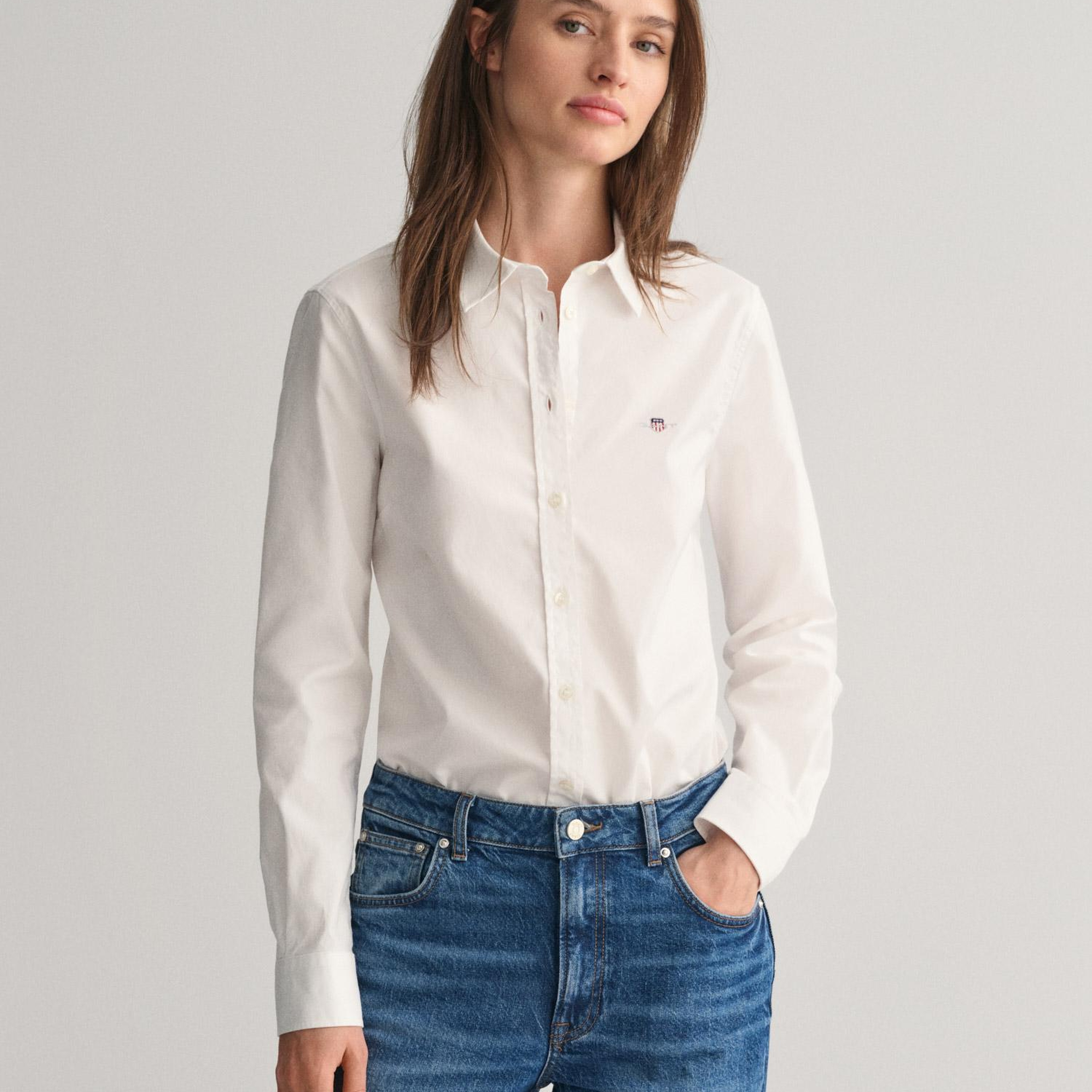 GANT Kadın Beyaz Slim Fit Klasik Yaka Oxford Gömlek