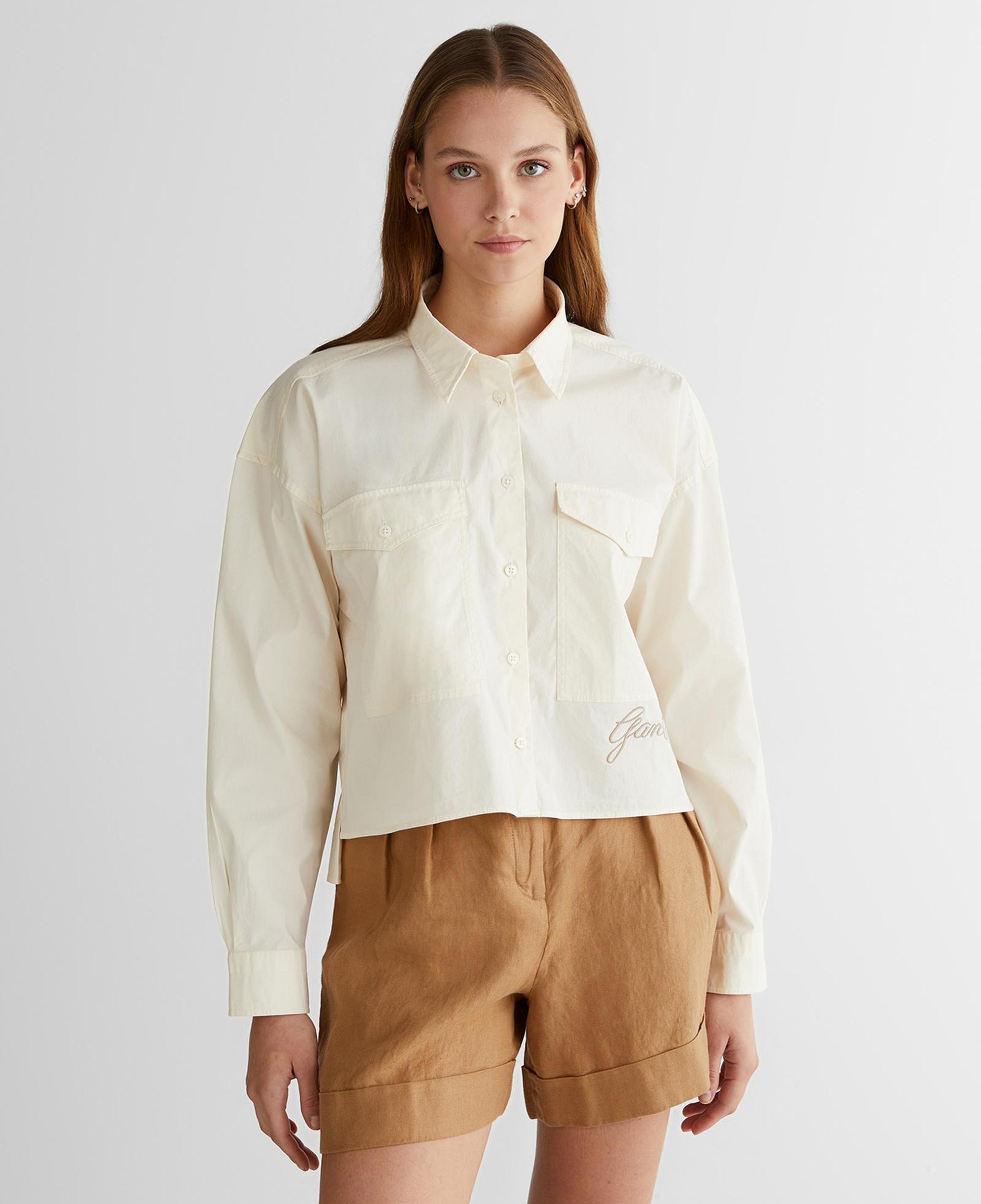 GANT Kadın Krem Klasik Yaka Logolu Gömlek