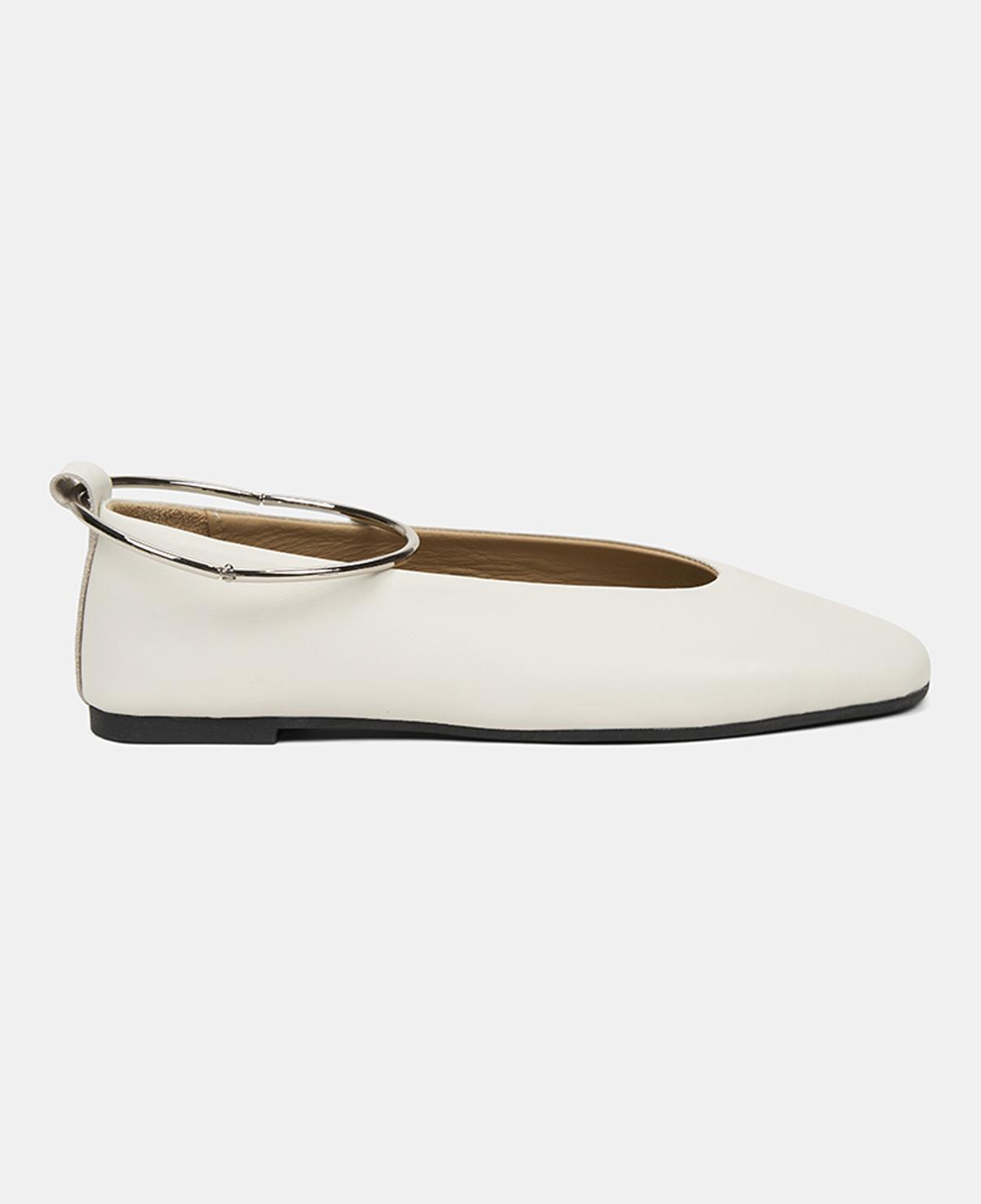 Kadın Kırık Beyaz Çıkarılabilir Metal Halka Aksesuarlı Deri Babet