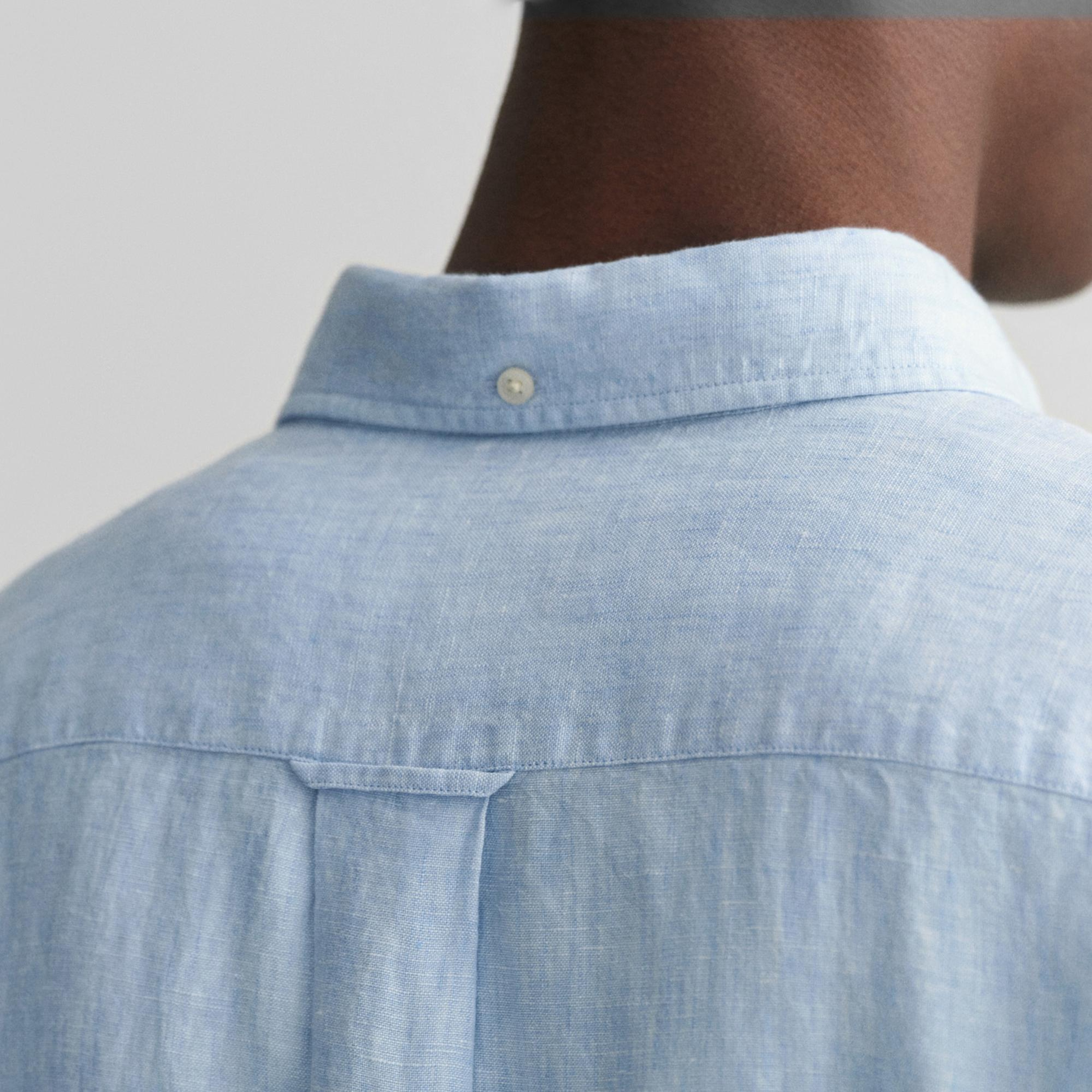 Gant Erkek Mavi Regular Fit Düğmeli Yaka Keten Gömlek