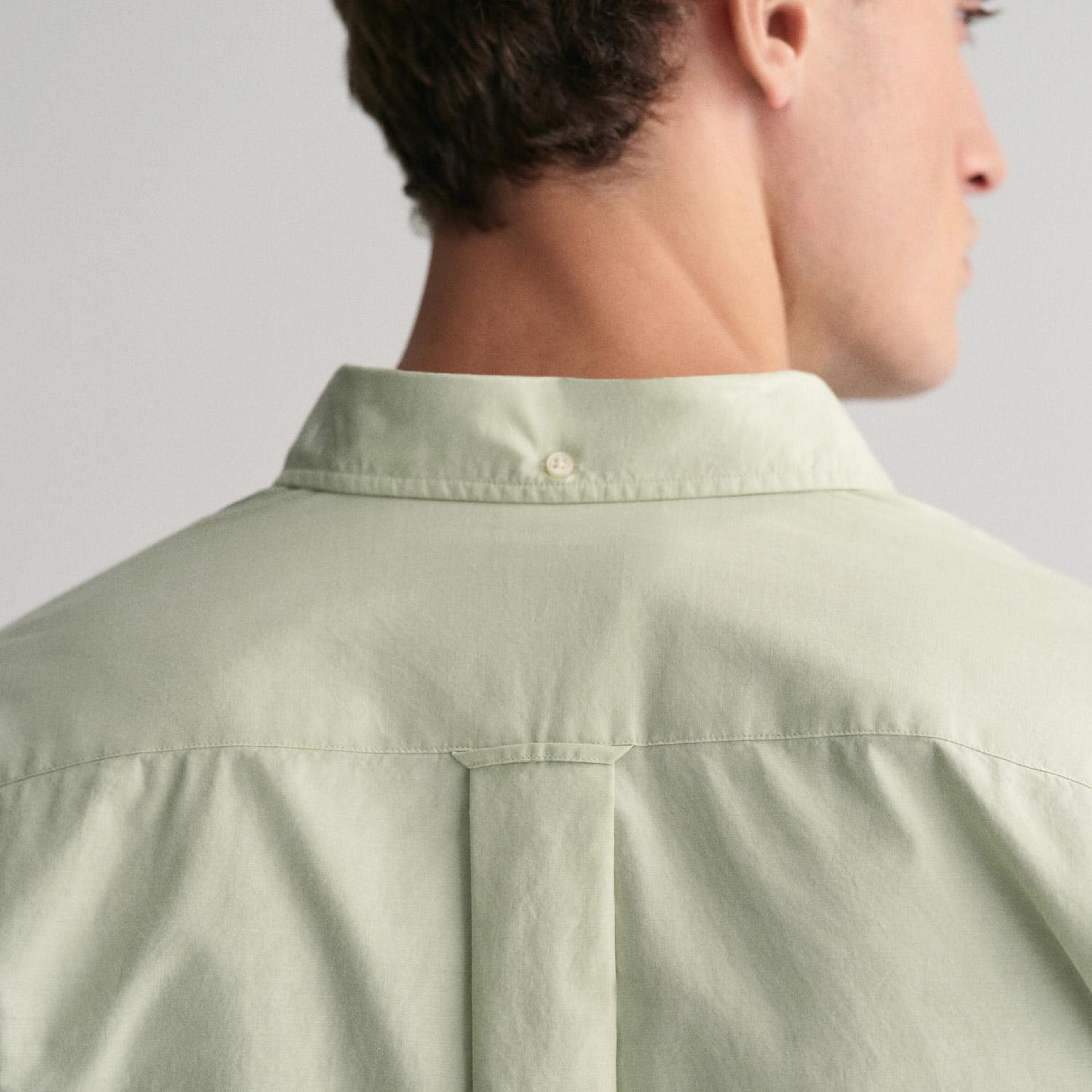 GANT Erkek Yeşil Regular Fit Düğmeli Yaka Poplin Gömlek