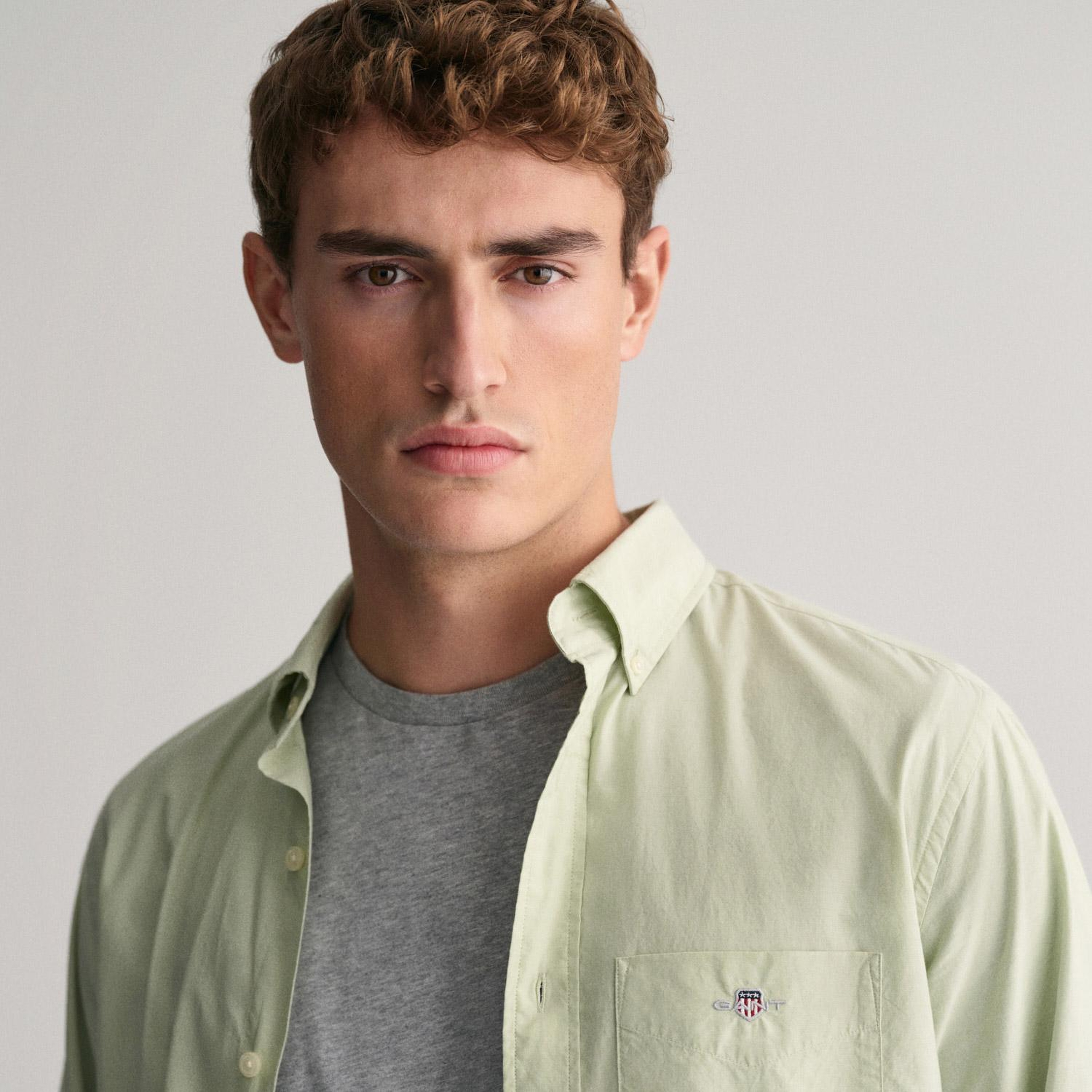 GANT Erkek Yeşil Regular Fit Düğmeli Yaka Poplin Gömlek