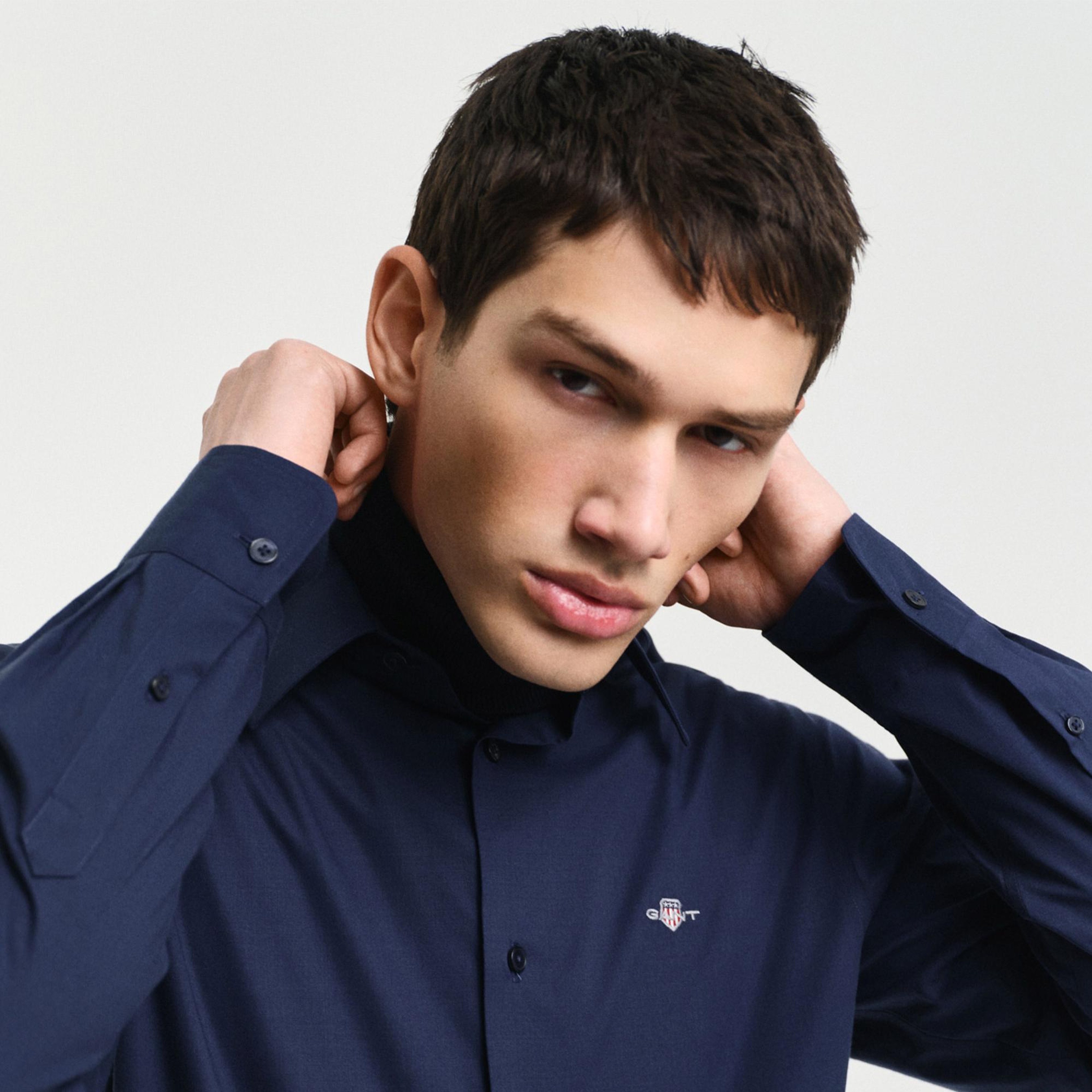 Gant Erkek Lacivert Slim Fit Gömlek