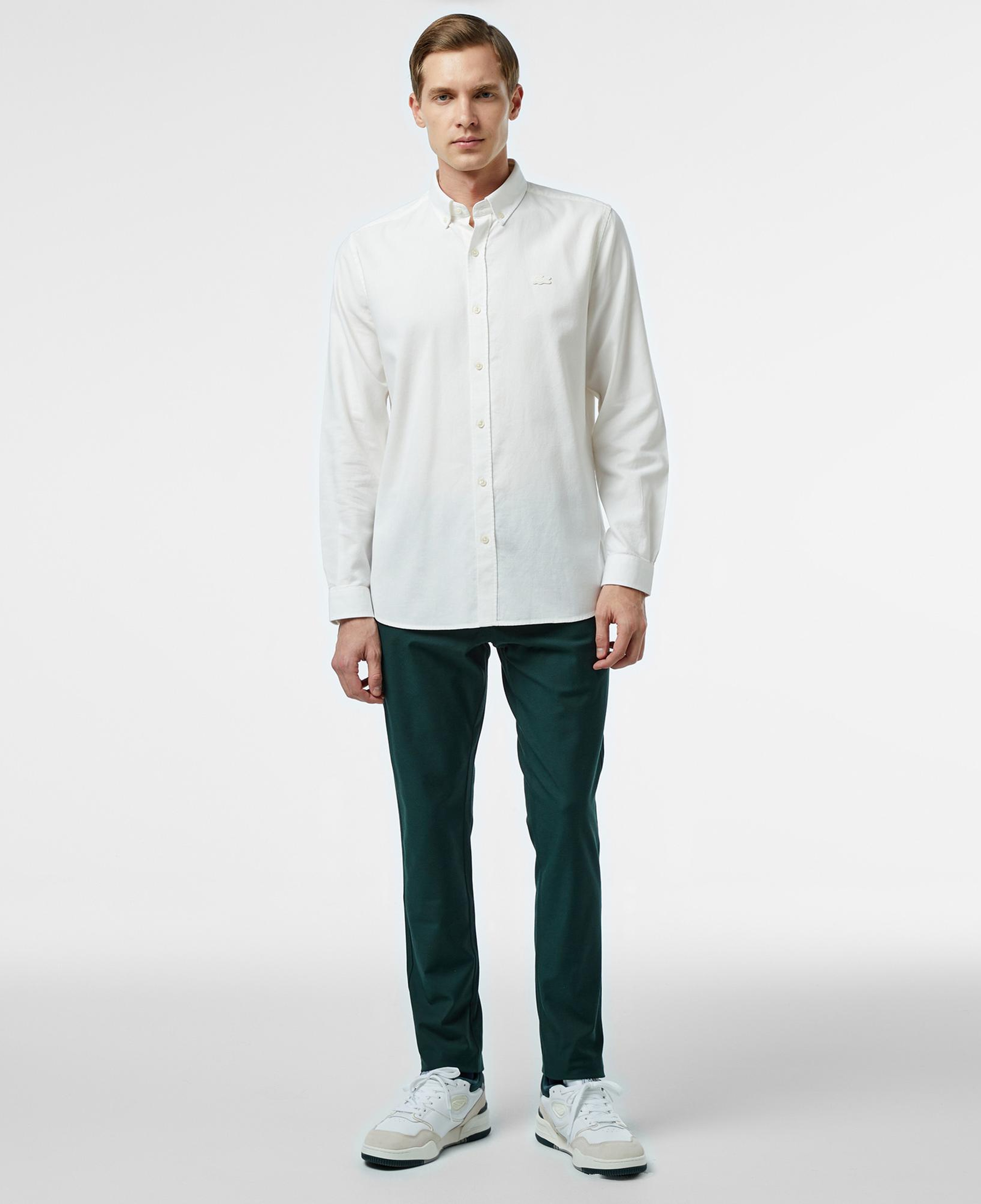 Erkek Slim Fit Düğmeli Yaka Beyaz Gömlek