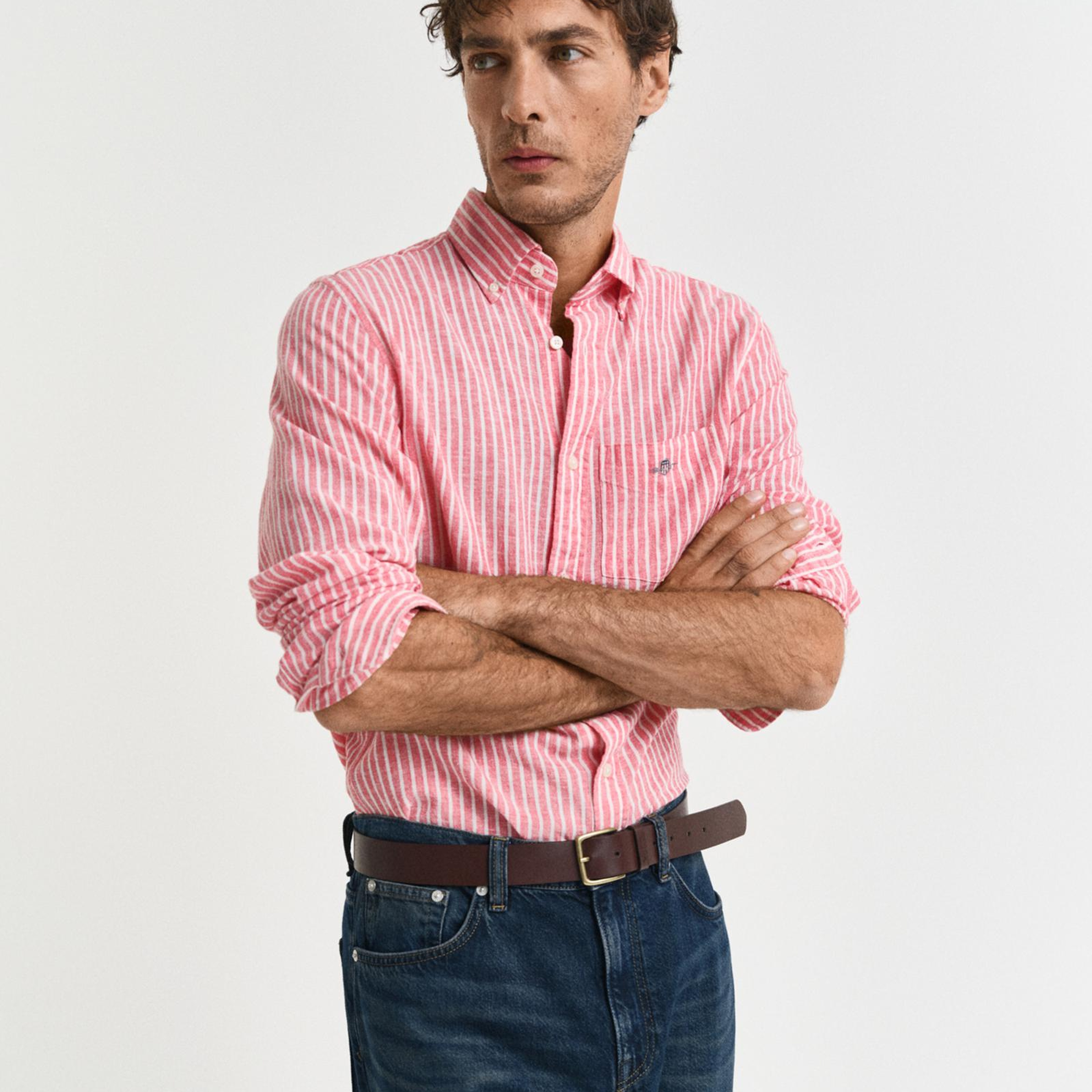 GANT Erkek Kırmızı Regular Fit Düğmeli Yaka Çizgili Keten Gömlek