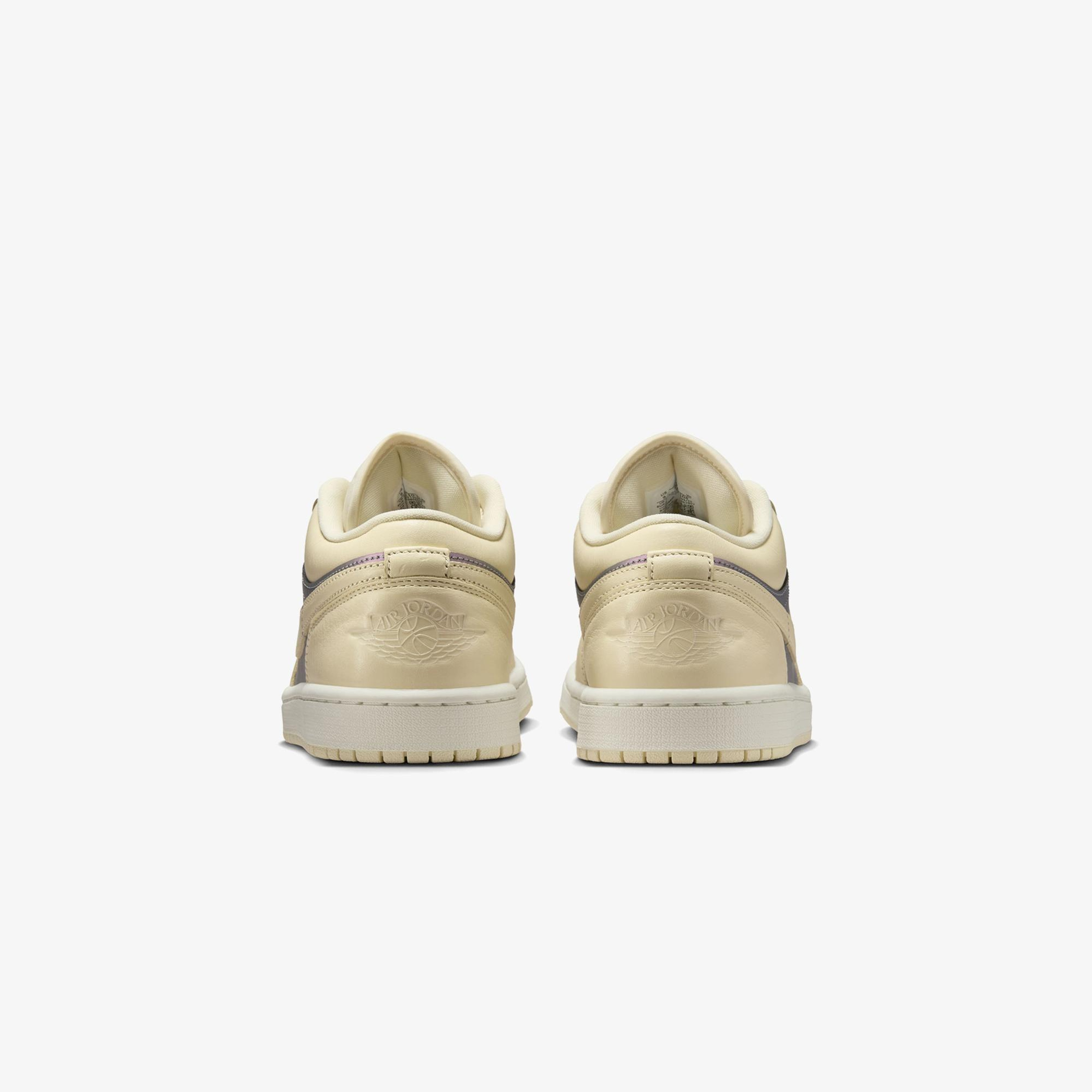 Jordan Air 1 Low SE Kadın Bej Spor Ayakkabı