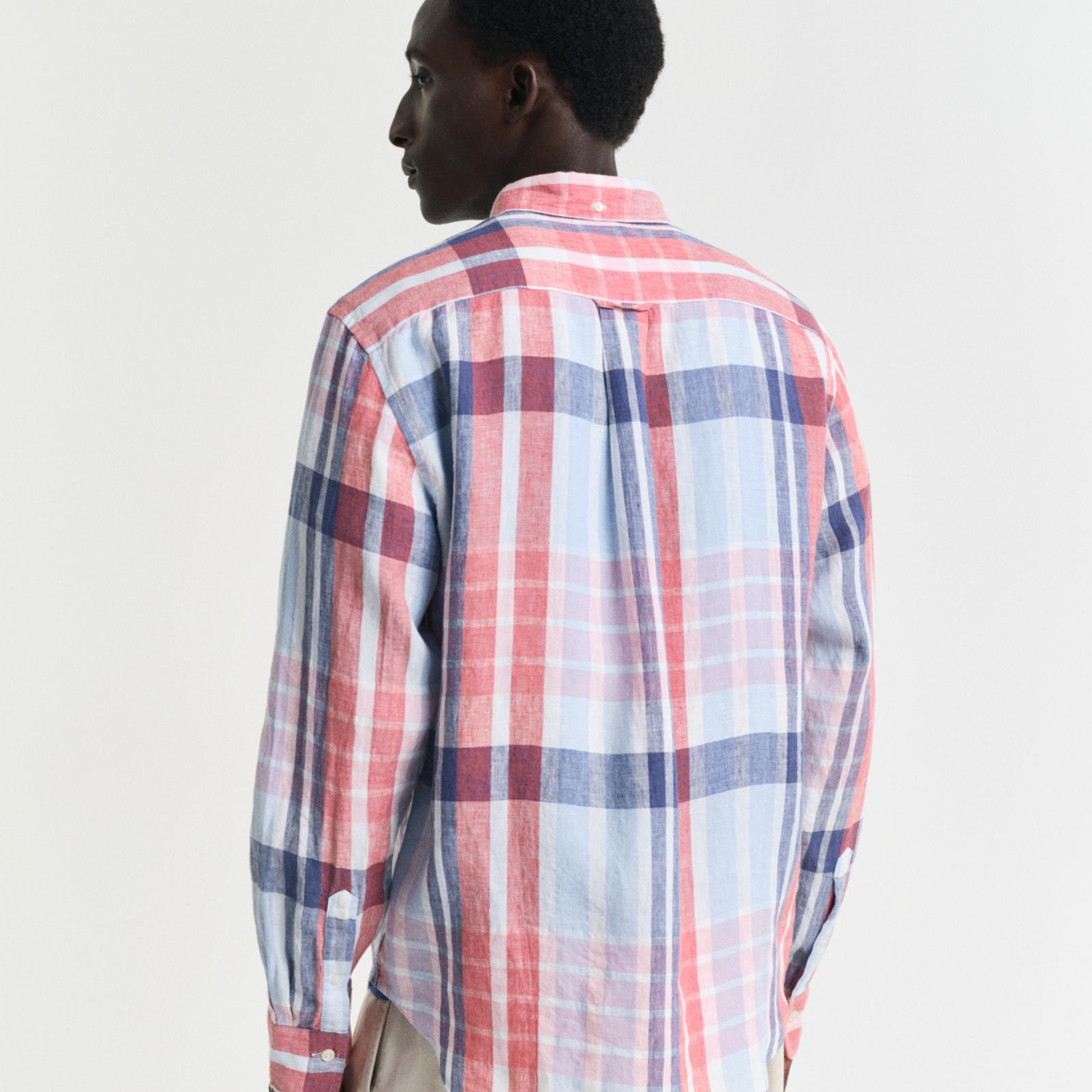 GANT Erkek Kırmızı Regular Fit Düğmeli Yaka Kareli Keten Gömlek