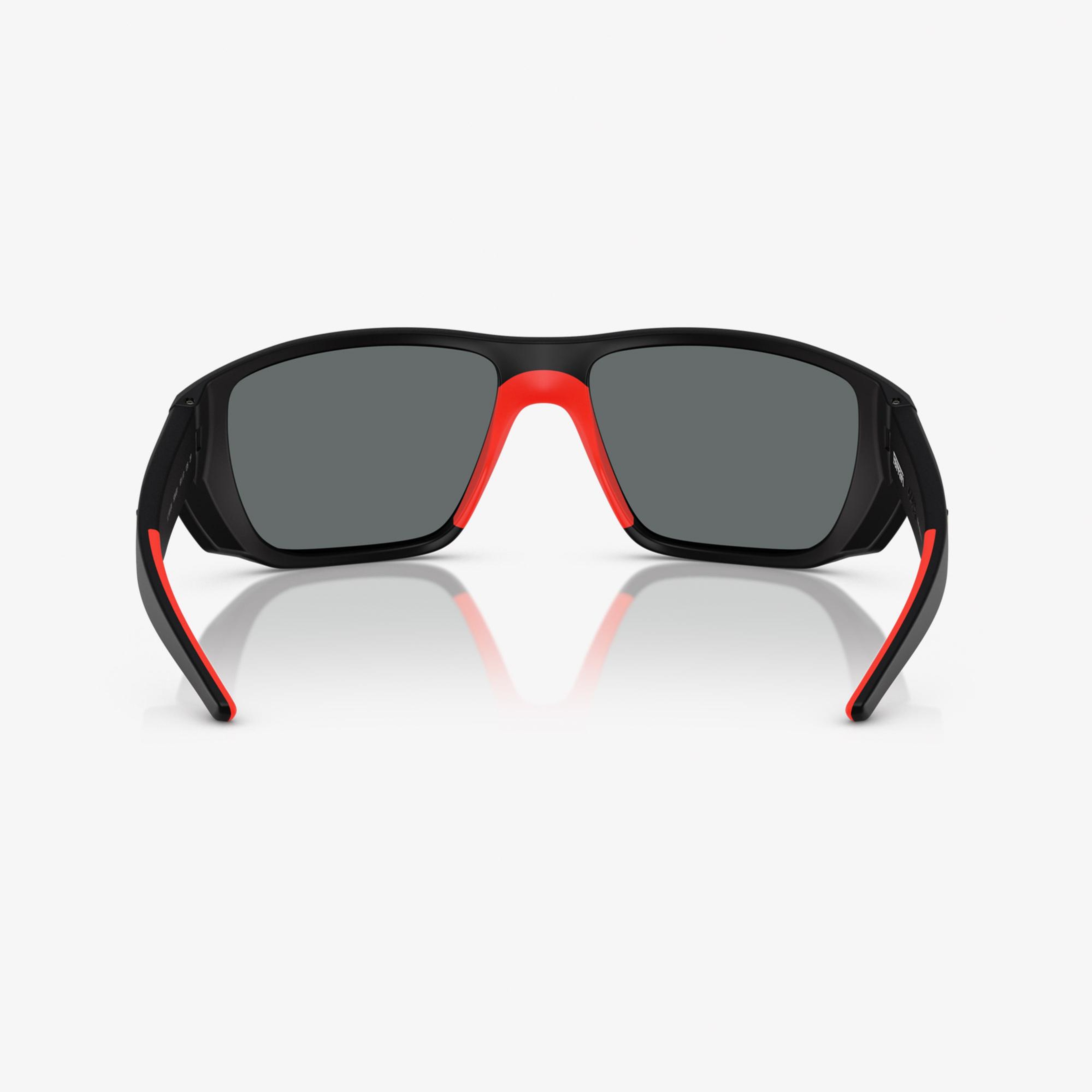 Scuderia Ferrari FZ6012U Erkek Siyah Güneş Gözlüğü