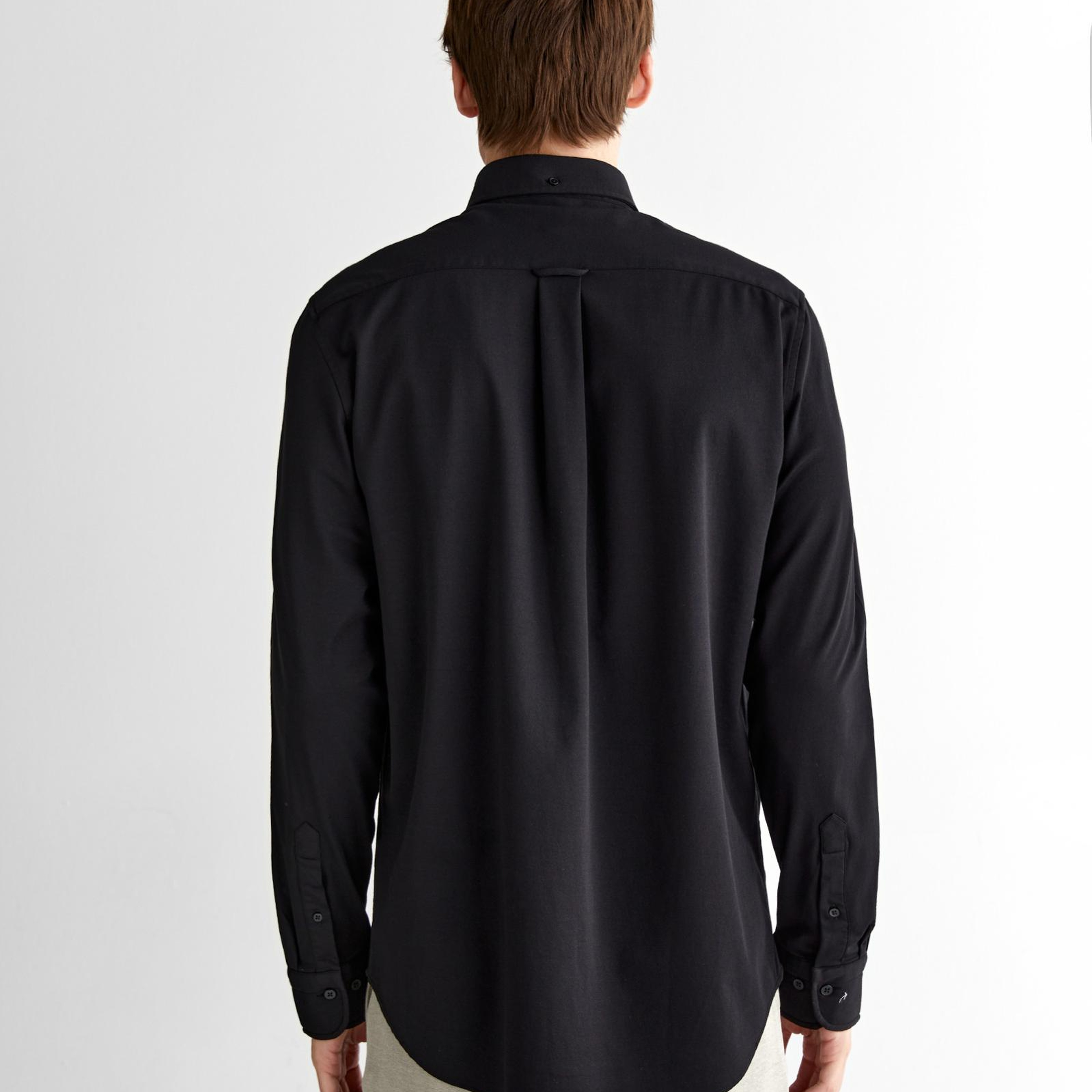 GANT Erkek Siyah Regular Fit Düğmeli Yaka Gömlek