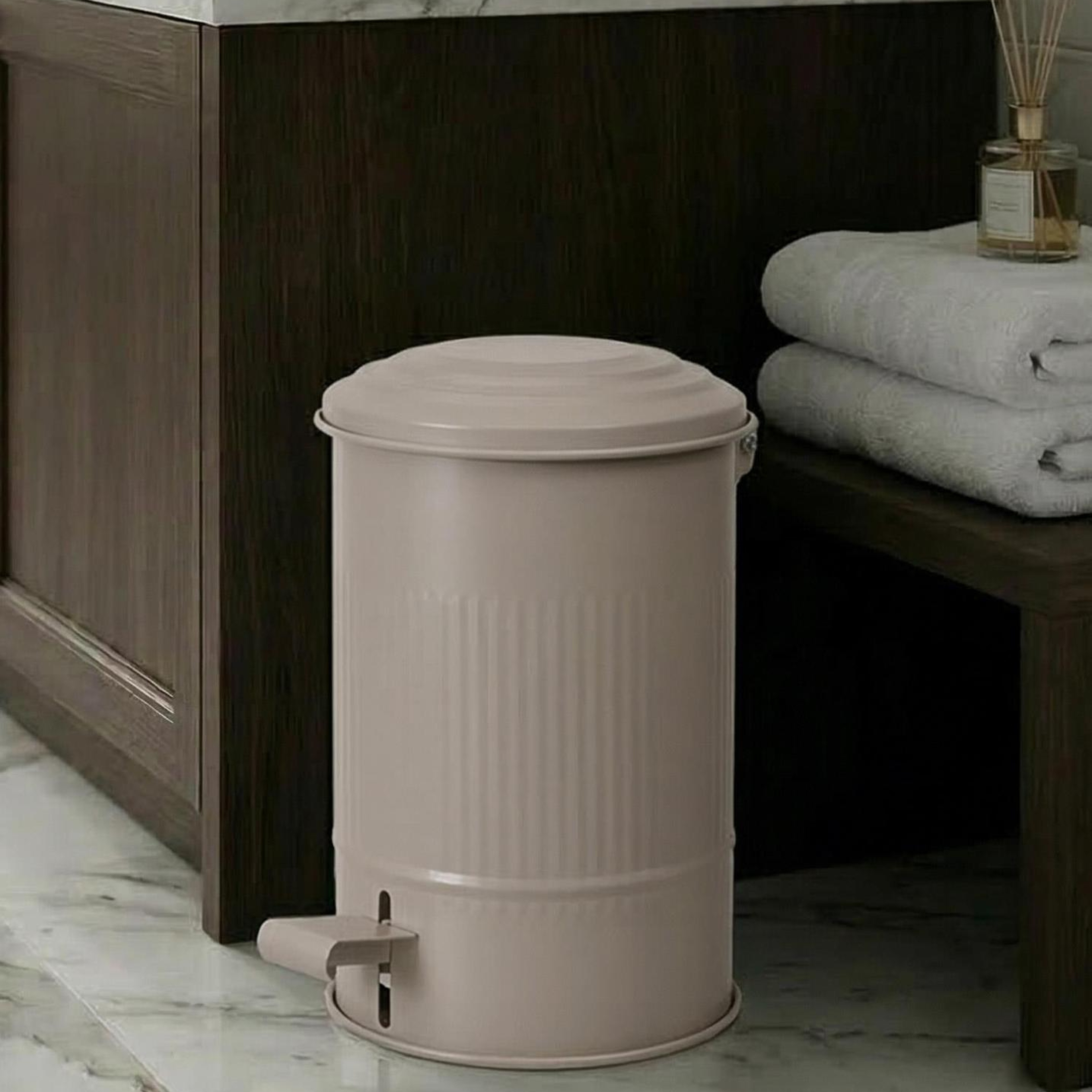 Stripe Mutfak ve Banyo Çöp Kovası Bej 5 Lt