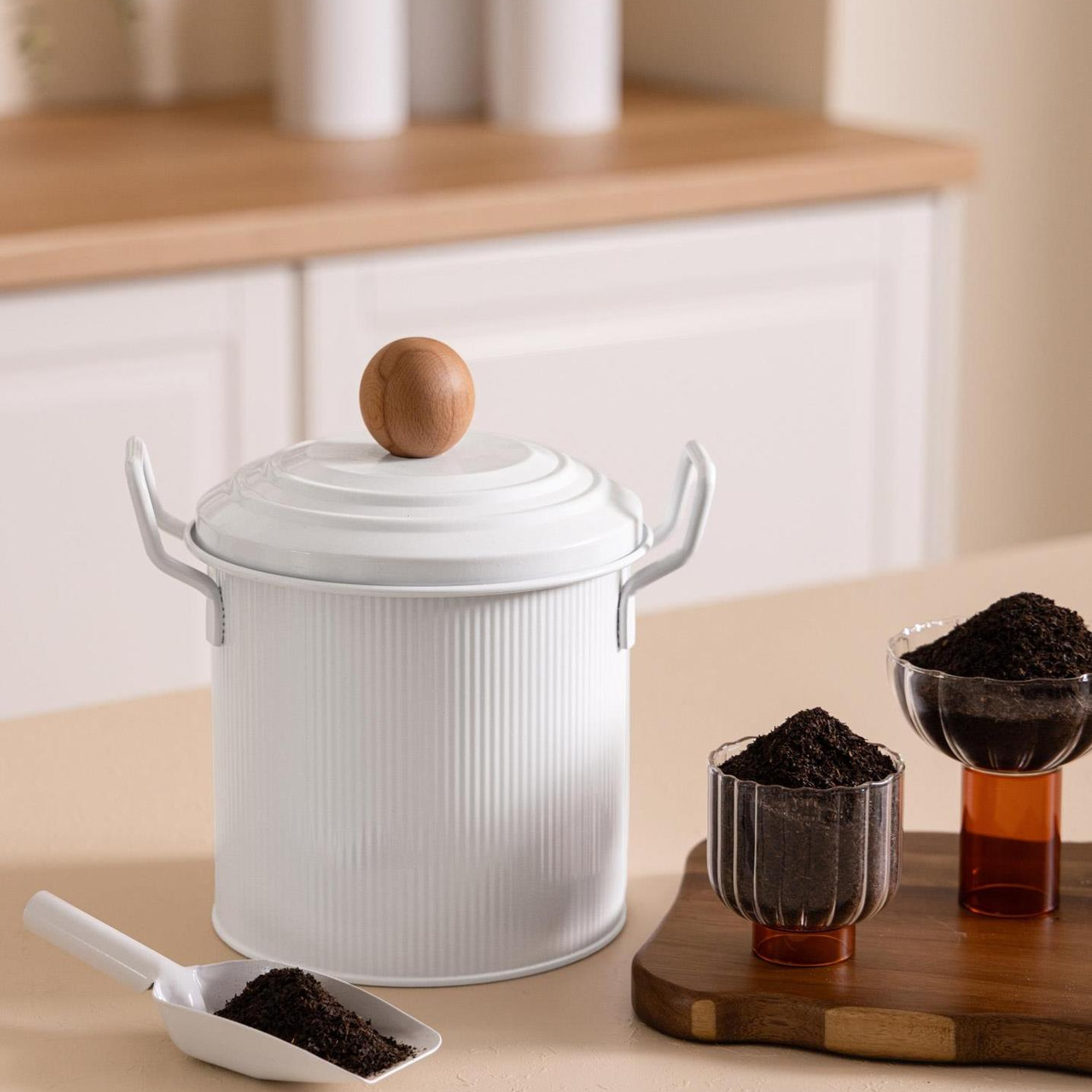 Stripe Bakliyat ve Deterjan Saklama Kabı Beyaz