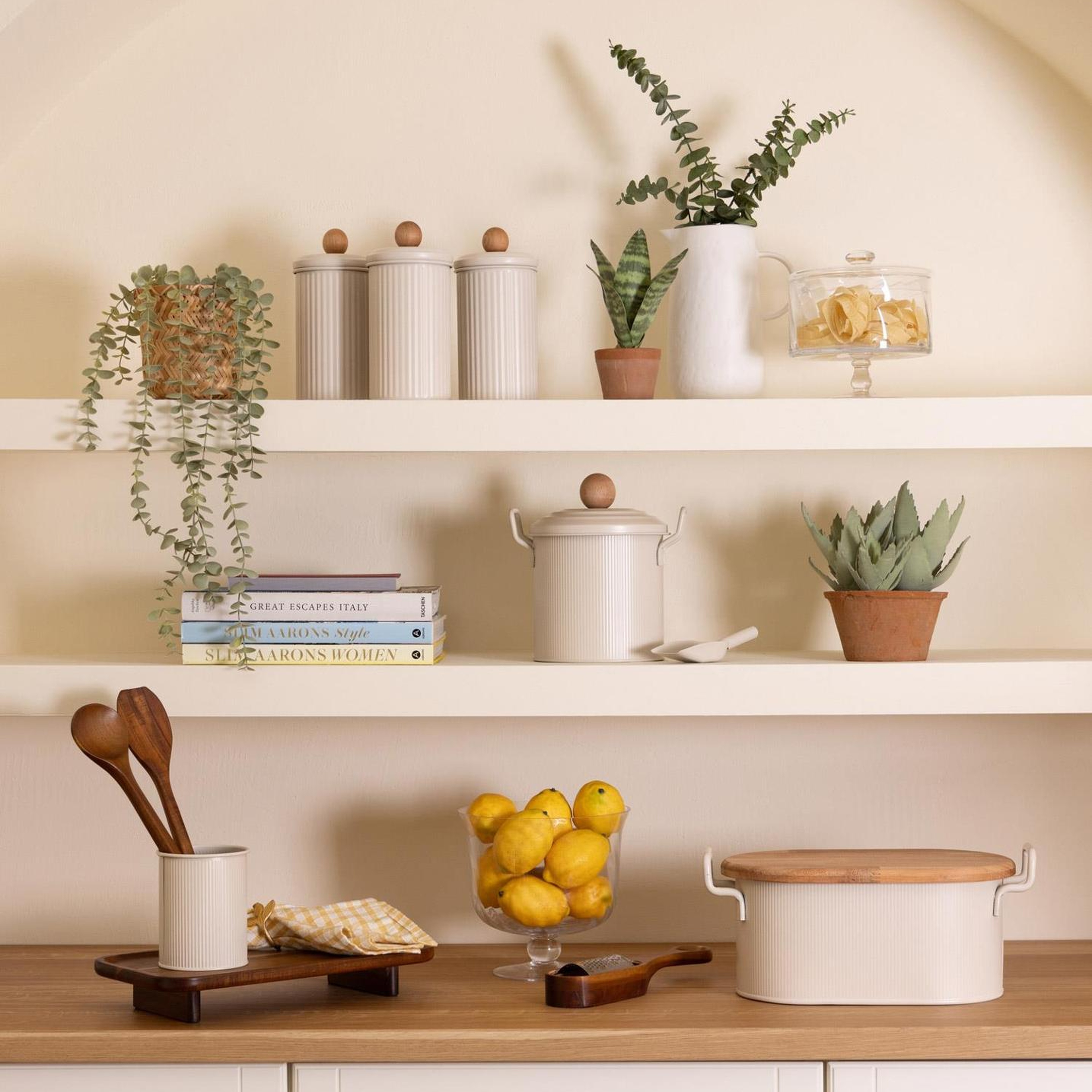 Stripe Bakliyat Ve Deterjan Saklama Kabı Bej