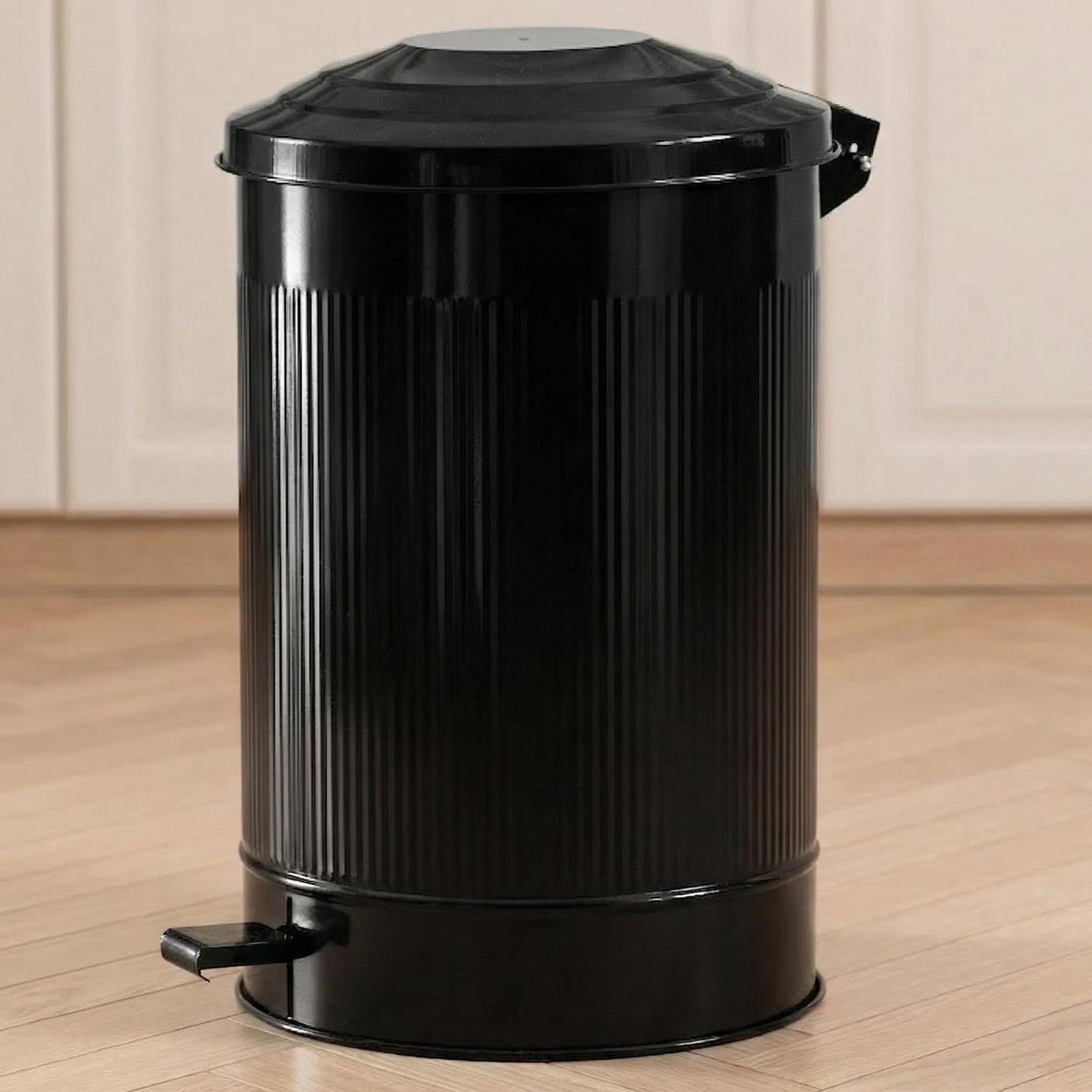 Stripe Mutfak Çöp Kovası Siyah 37 Lt