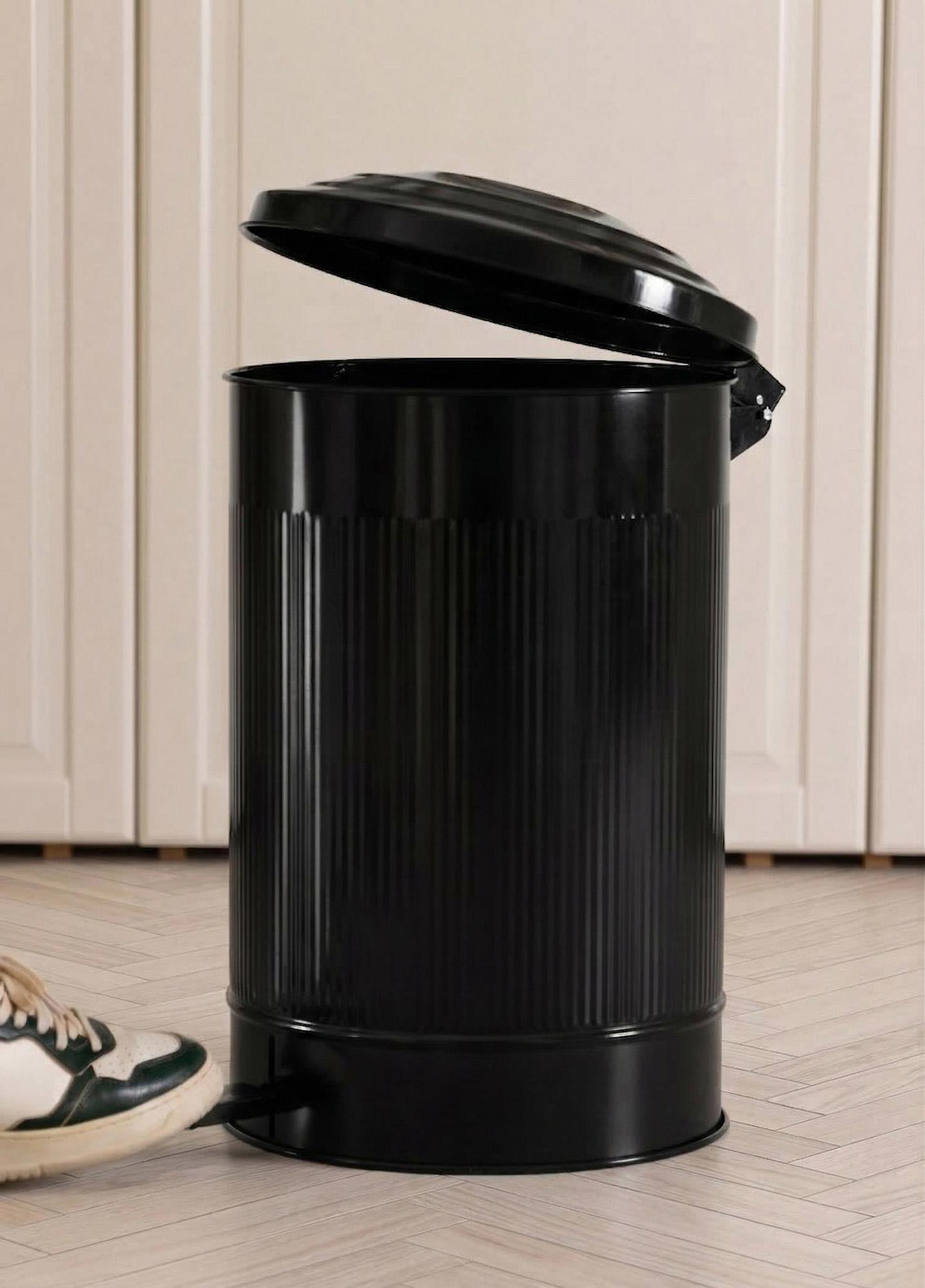 Stripe Mutfak Çöp Kovası Siyah 37 Lt