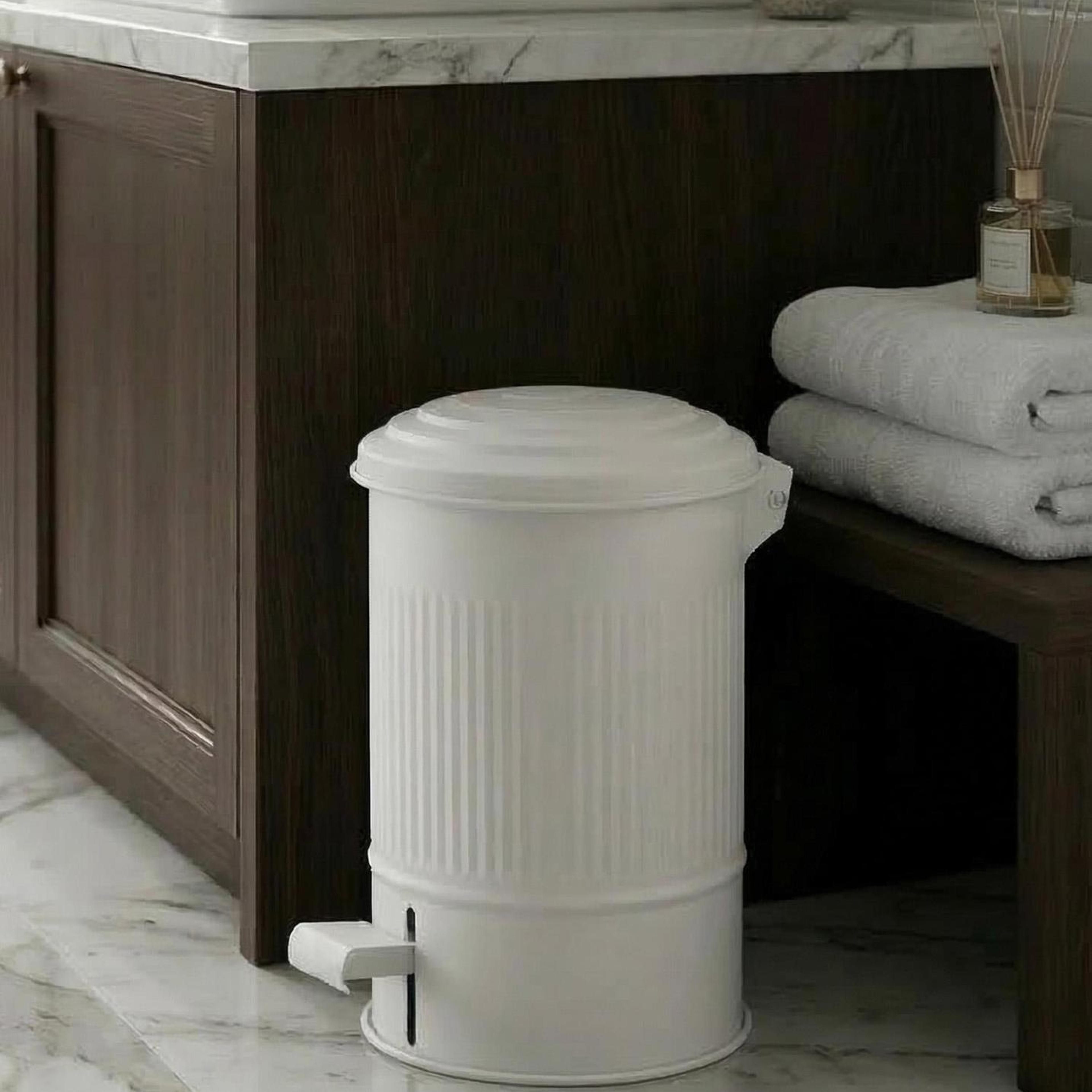 Stripe Mutfak Ve Banyo Çöp Kovası Beyaz 5 Lt