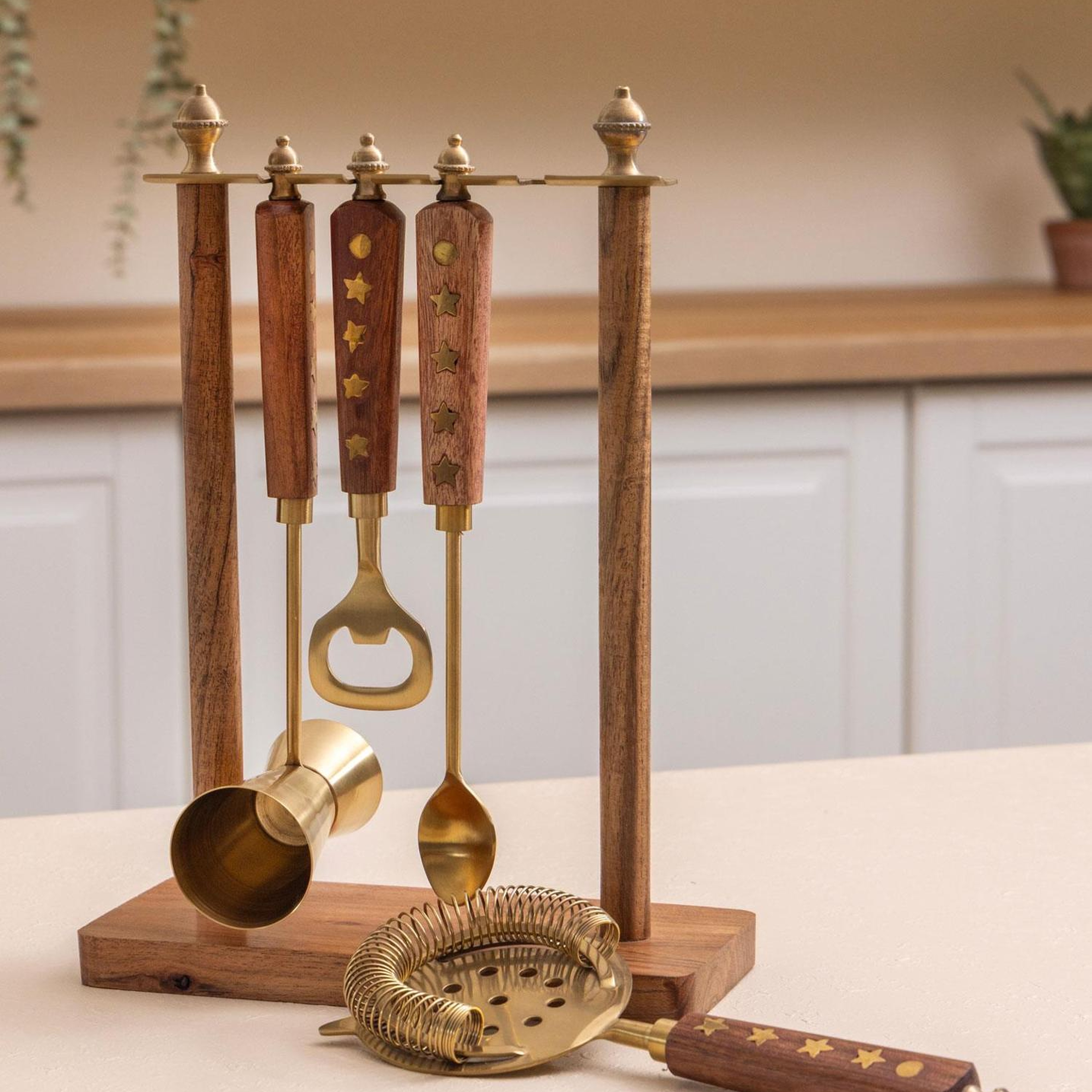 Wood Standlı Kokteyl Hazırlama Takımı 4 Parça