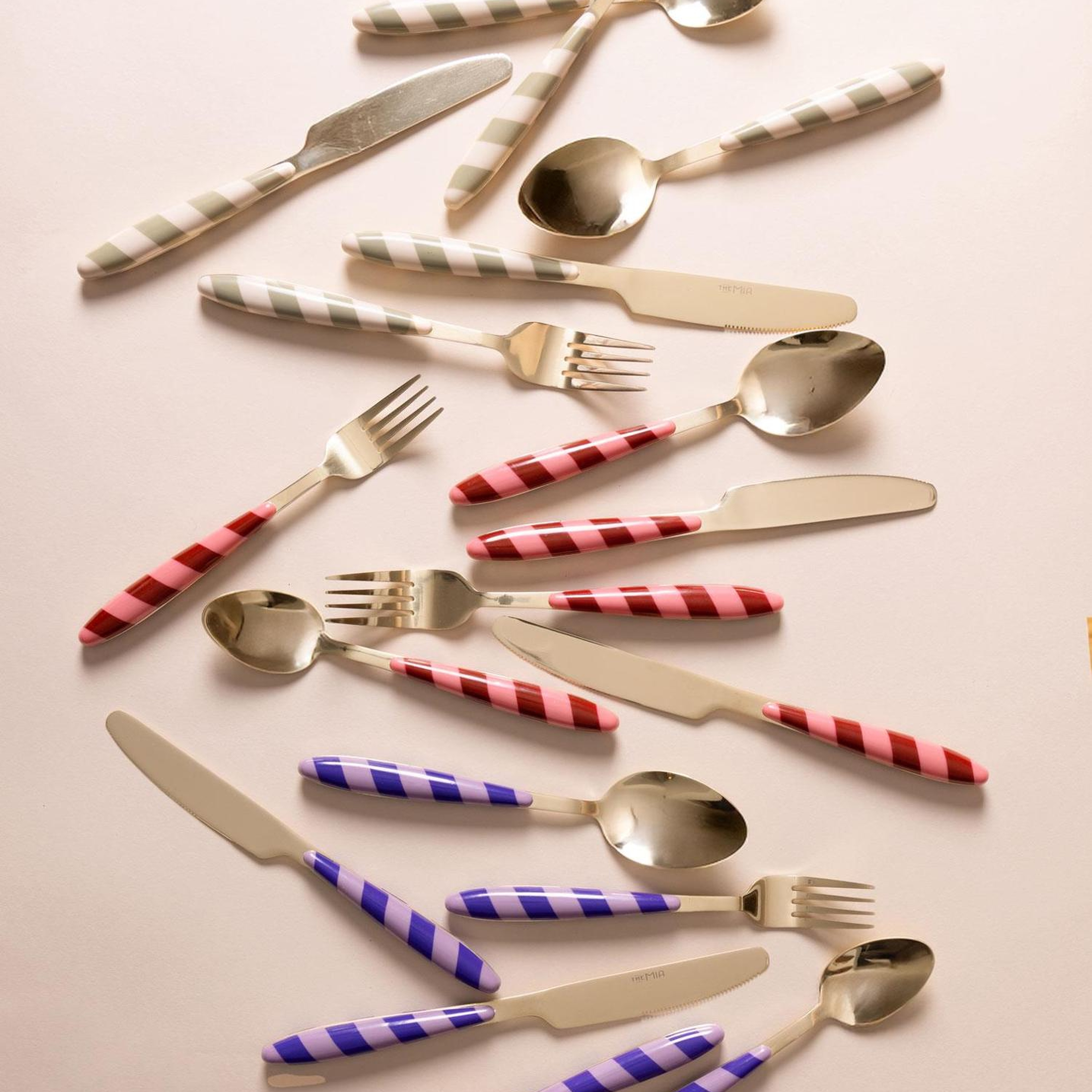 Joy Çatal Kaşık Bıçak Takımı Mor Gold 36 Parça