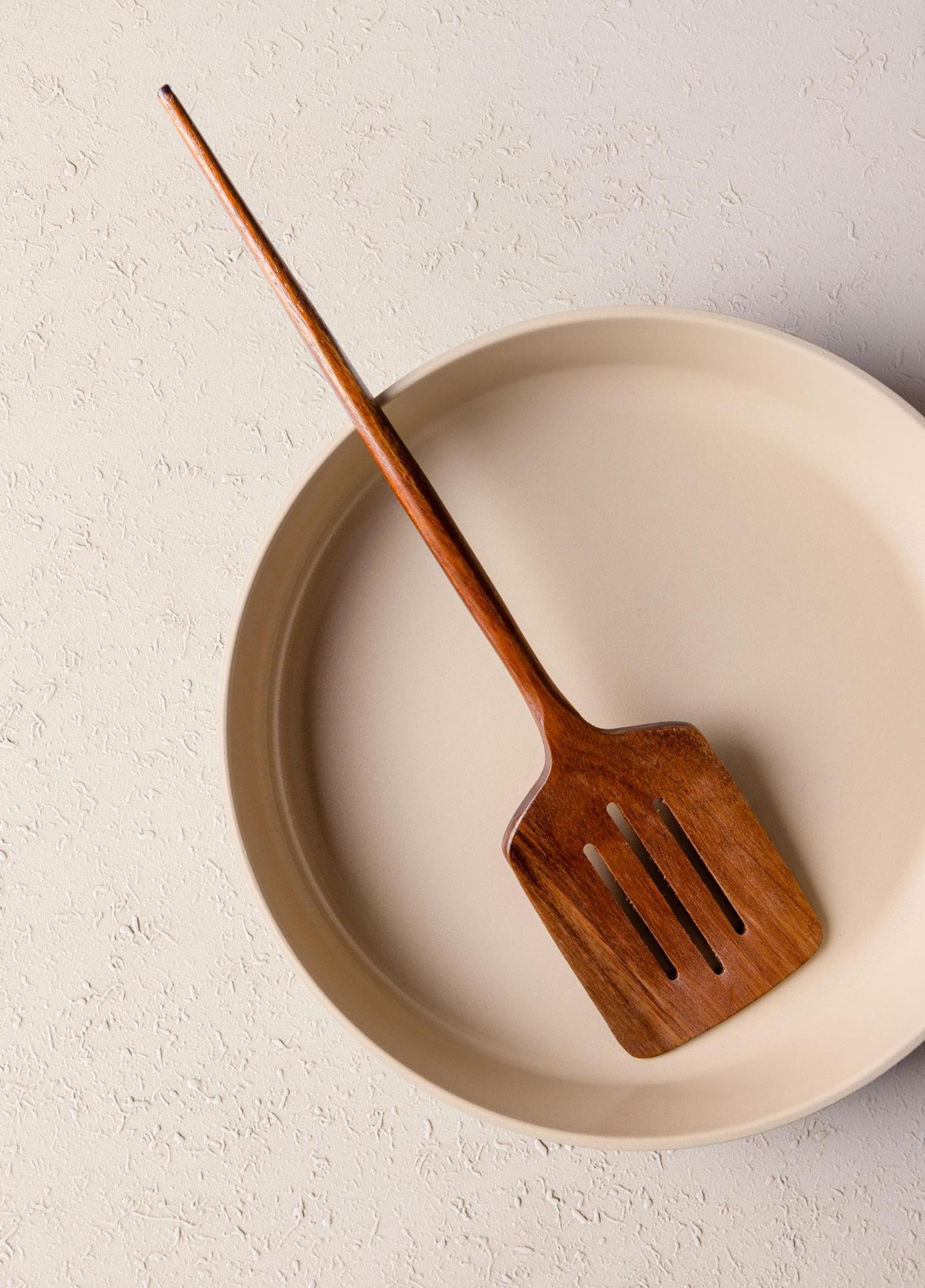 Natura Akasya Delikli Spatula 35x8 cm