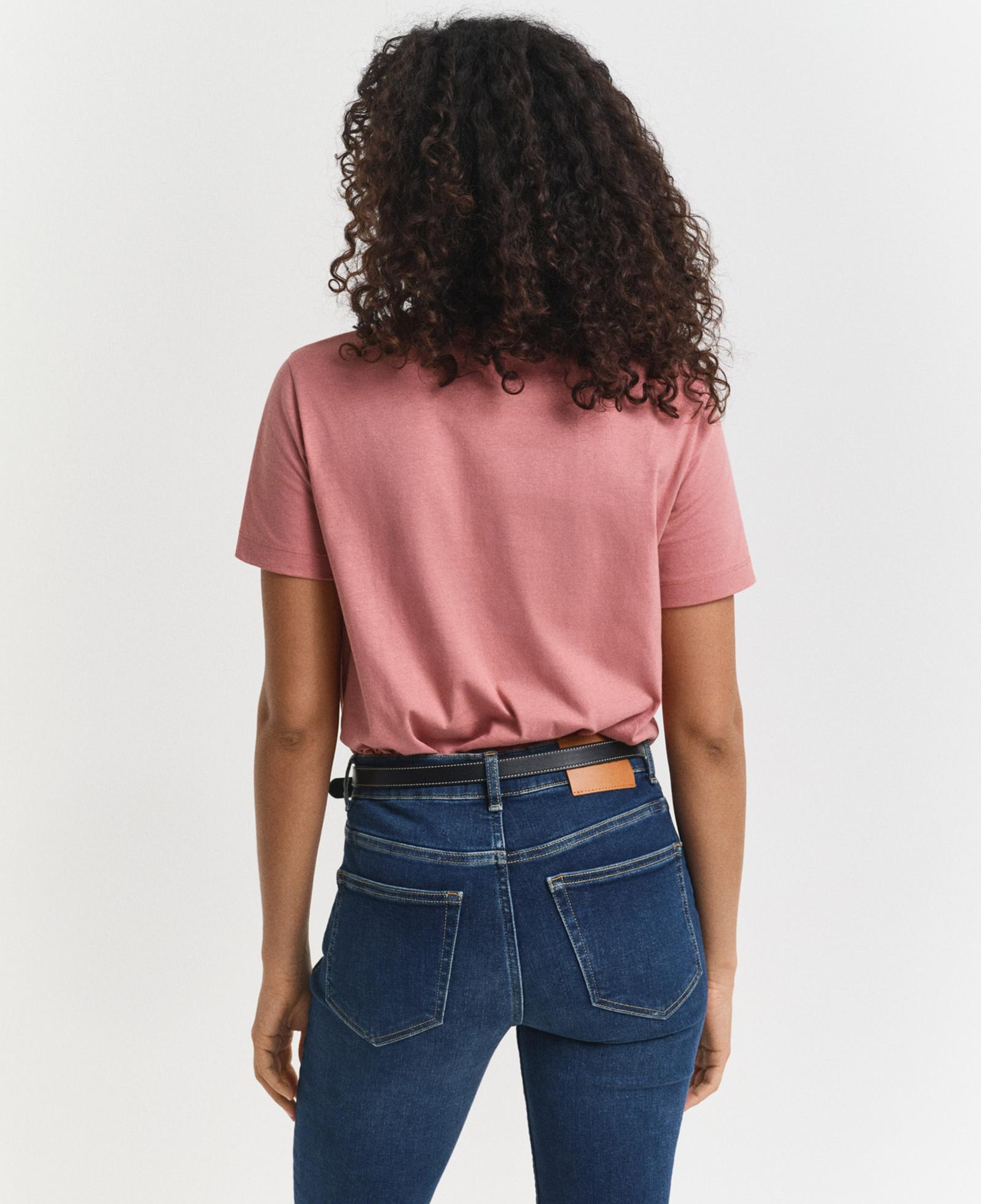 GANT Kadın Pembe Regular Fit Bisiklet Yaka T-Shirt