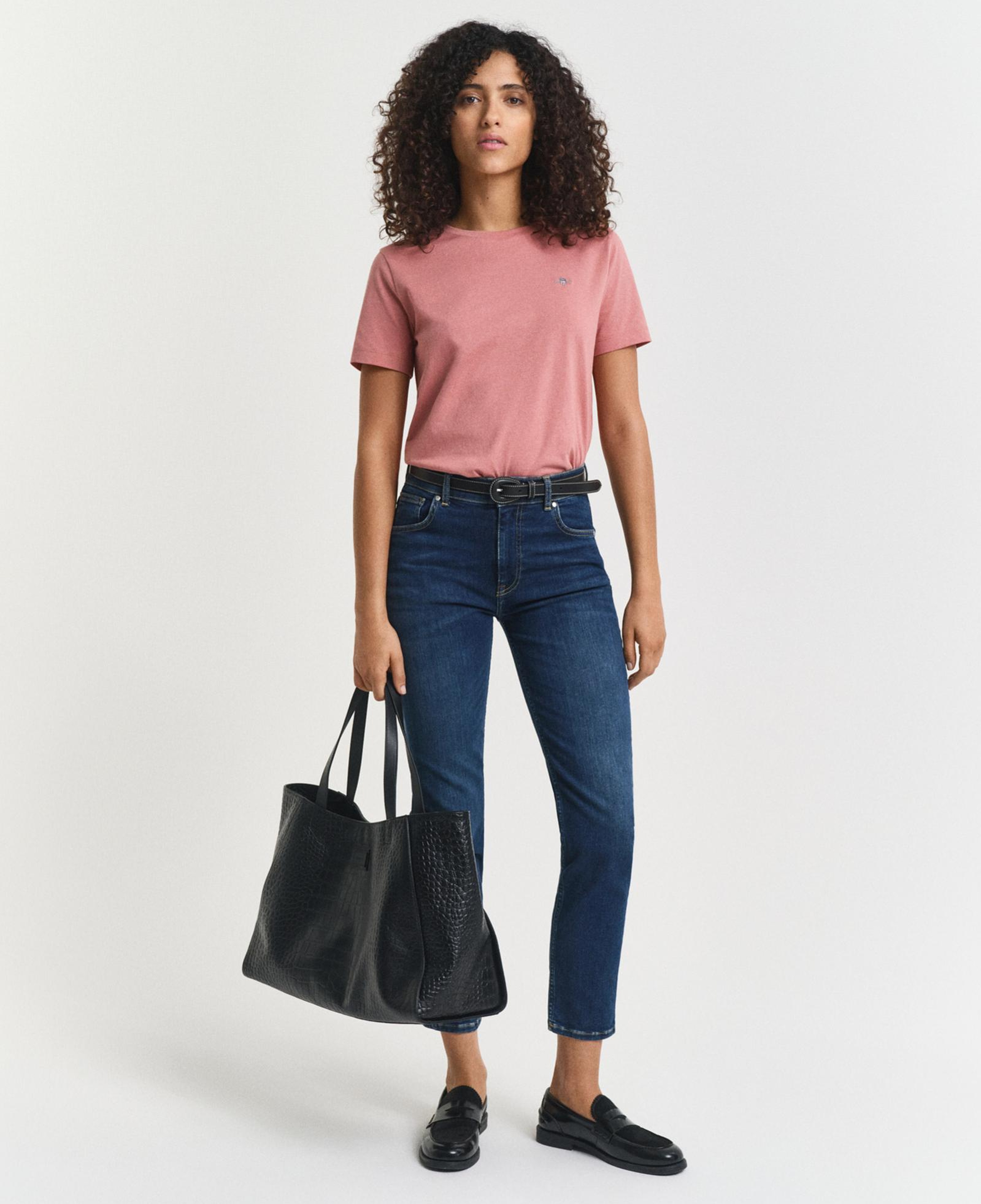 GANT Kadın Pembe Regular Fit Bisiklet Yaka T-Shirt