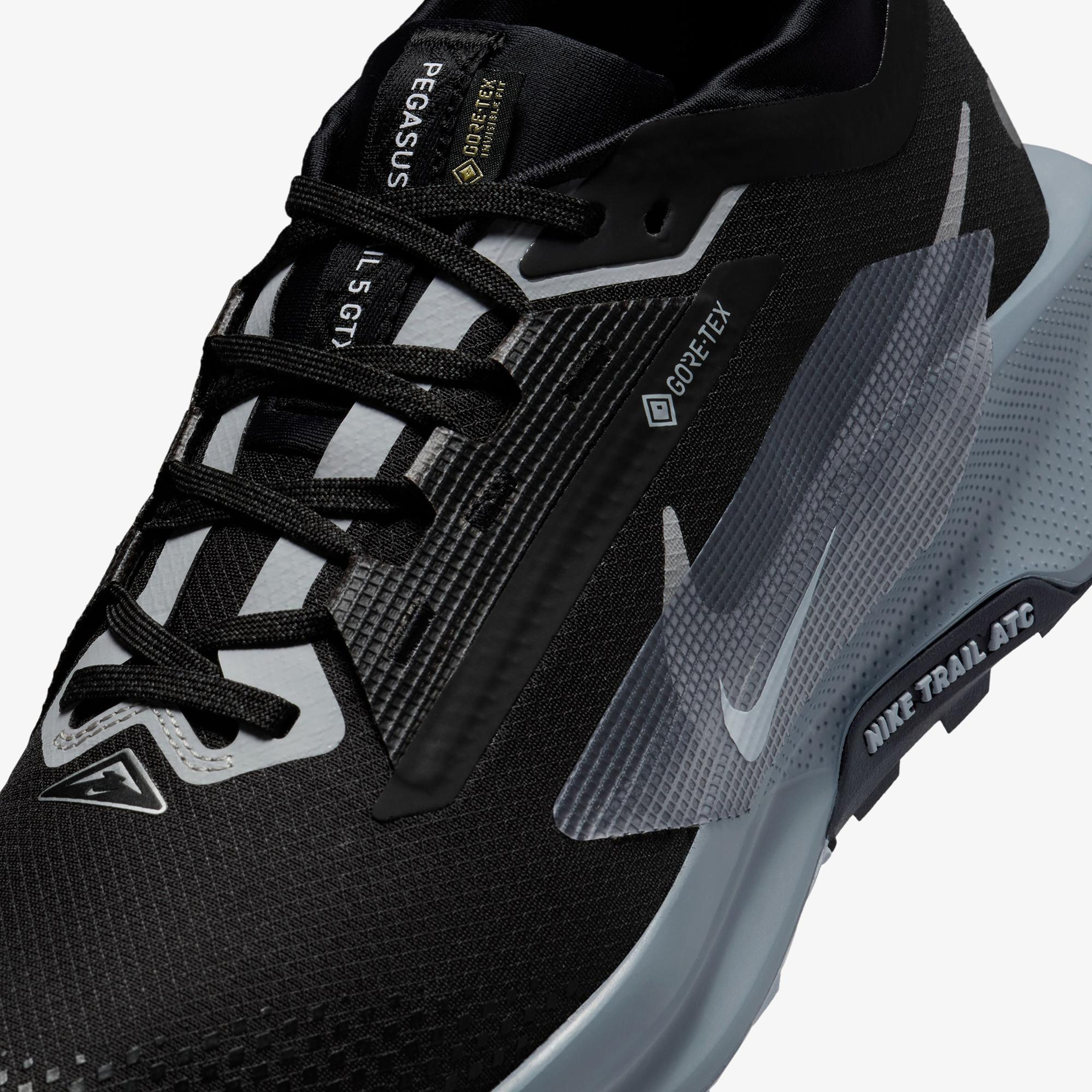 Nike Pegasus Trail 5 Gore-Tex Erkek Siyah Koşu Ayakkabısı