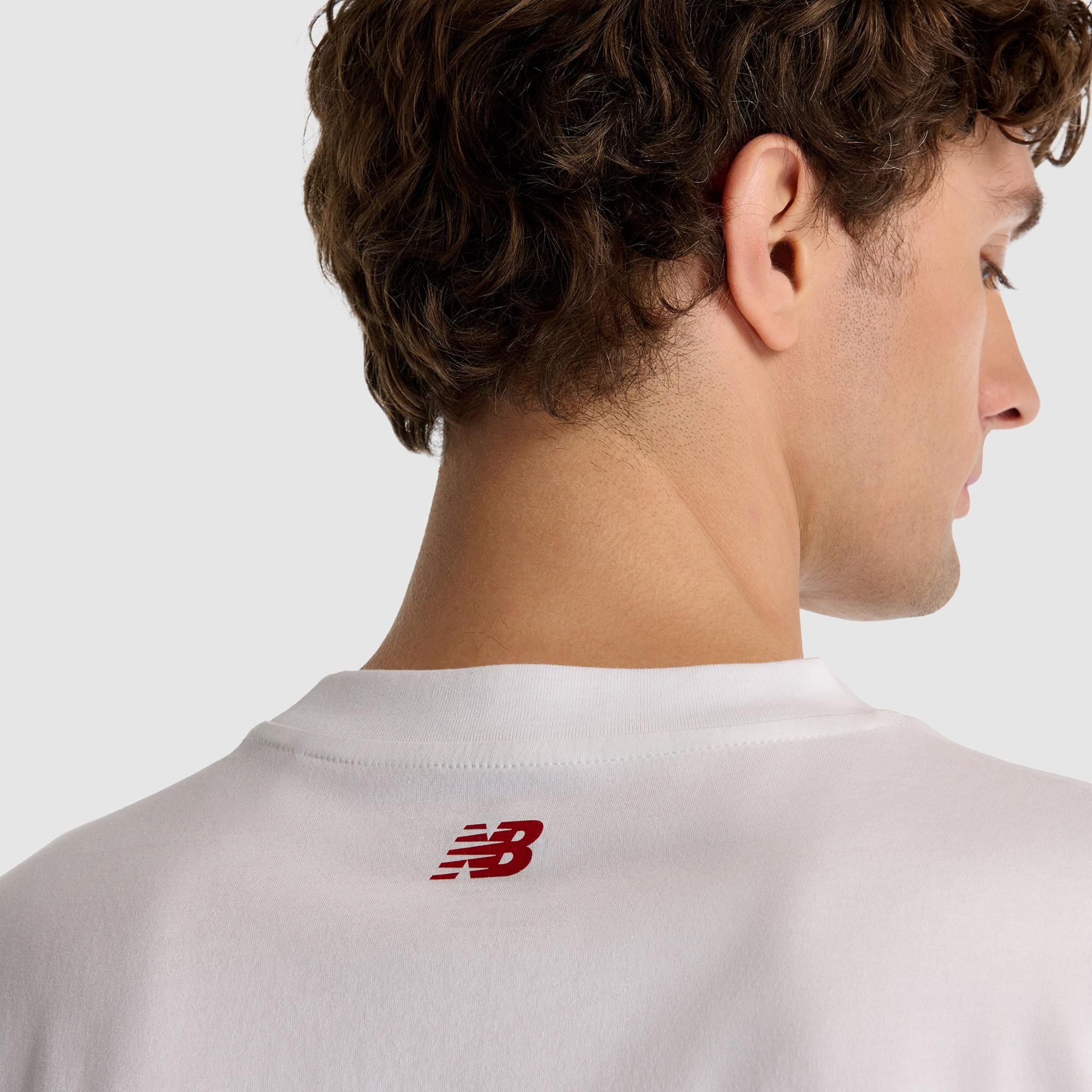 New Balance Erkek Beyaz T-Shirt