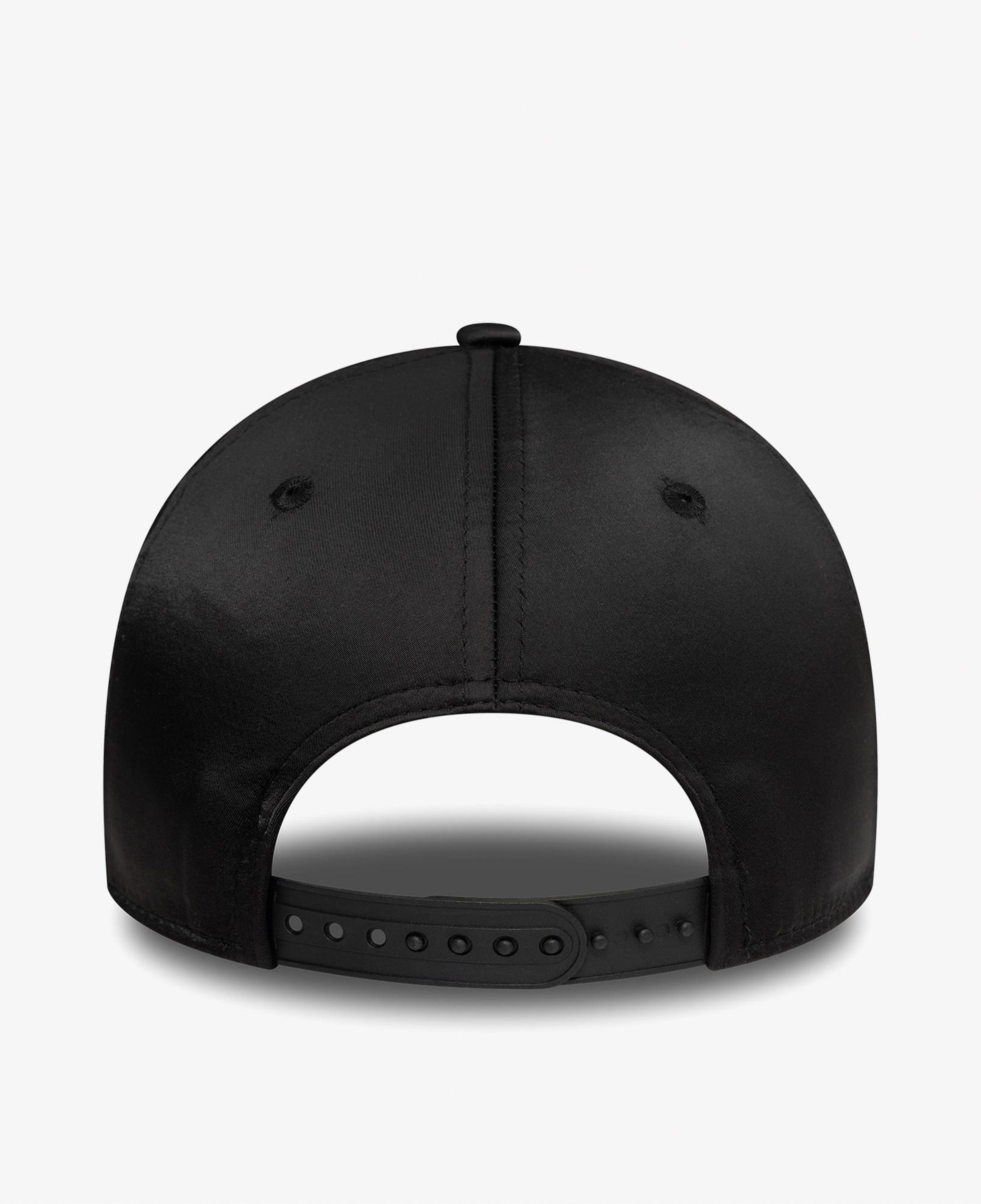 New Era New York Yankees Satin 9Forty Kadın Siyah Şapka