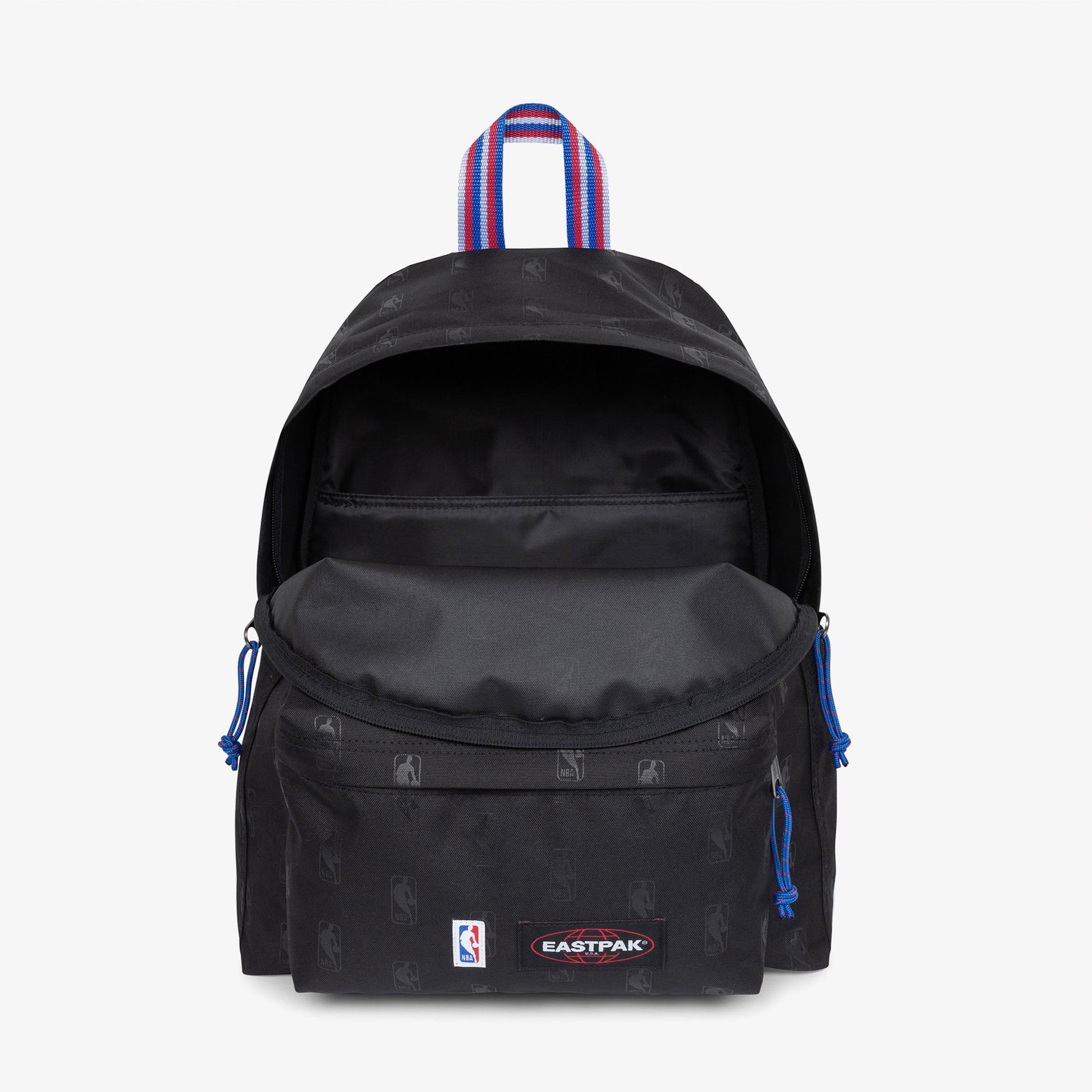 Eastpak Day Pak'R NBA Logosu Unisex Siyah Sırt Çantası