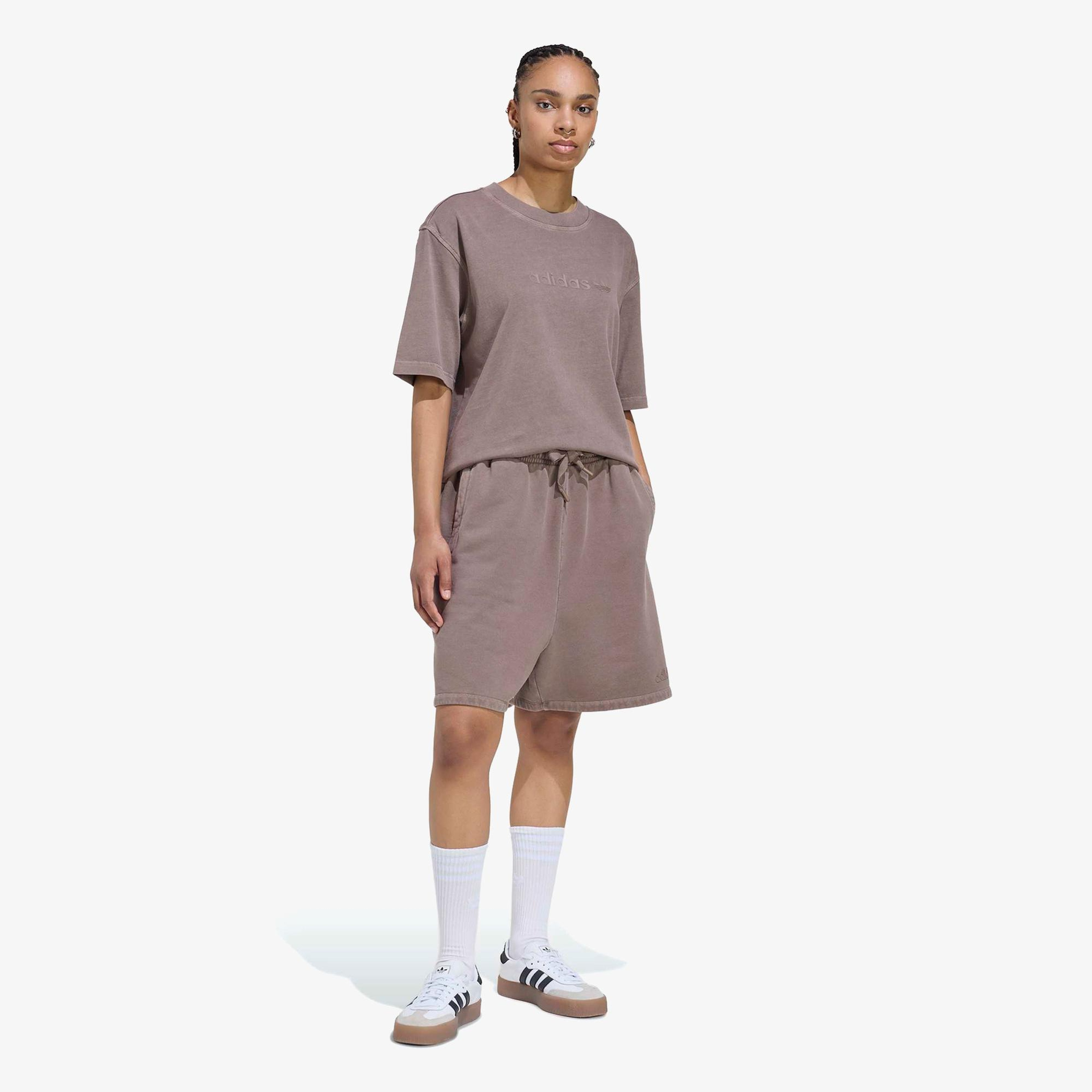 adidas Essential Kadın Kahverengi T-Shirt