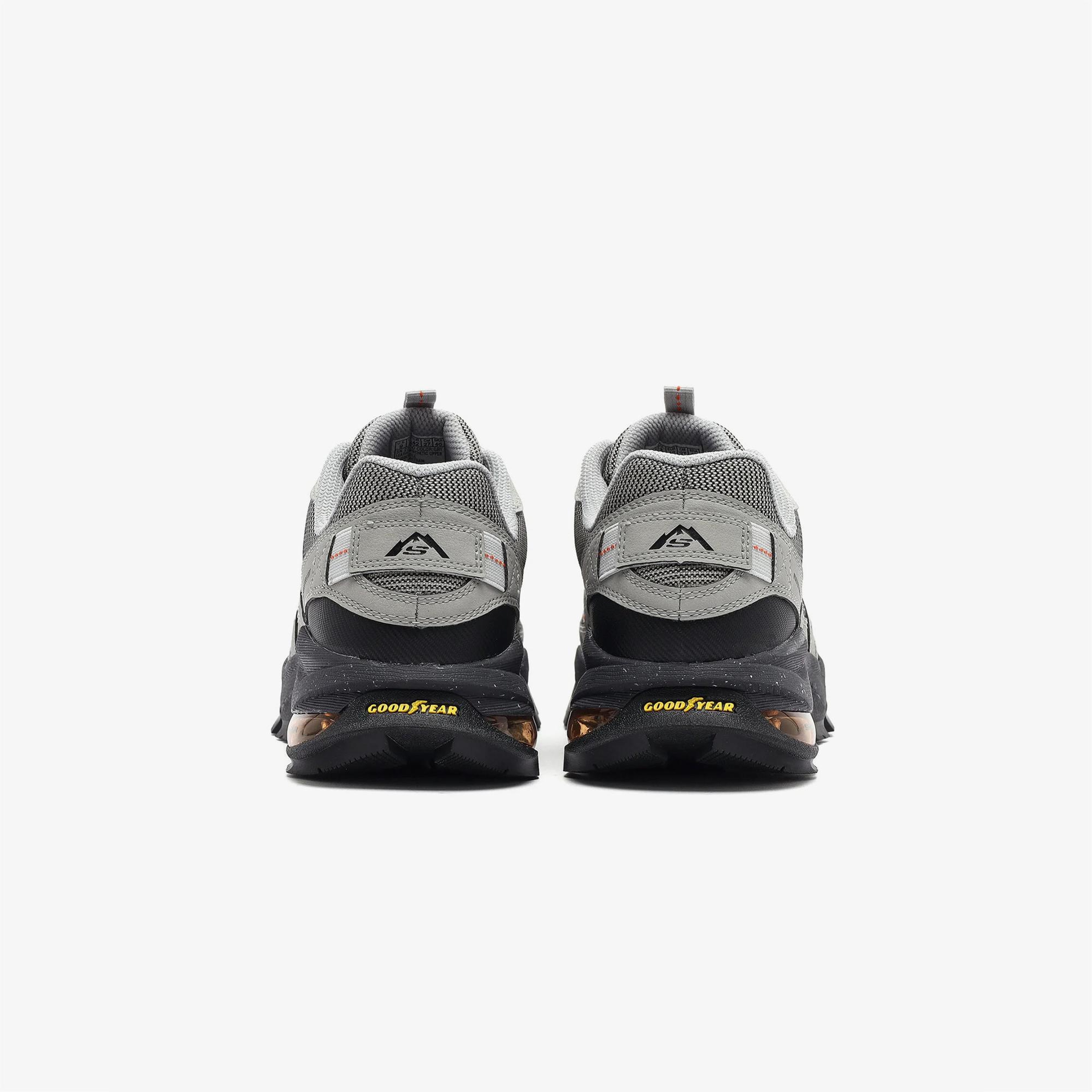 Skechers Arch Fit Trail Erkek Gri Outdoor Ayakkabı