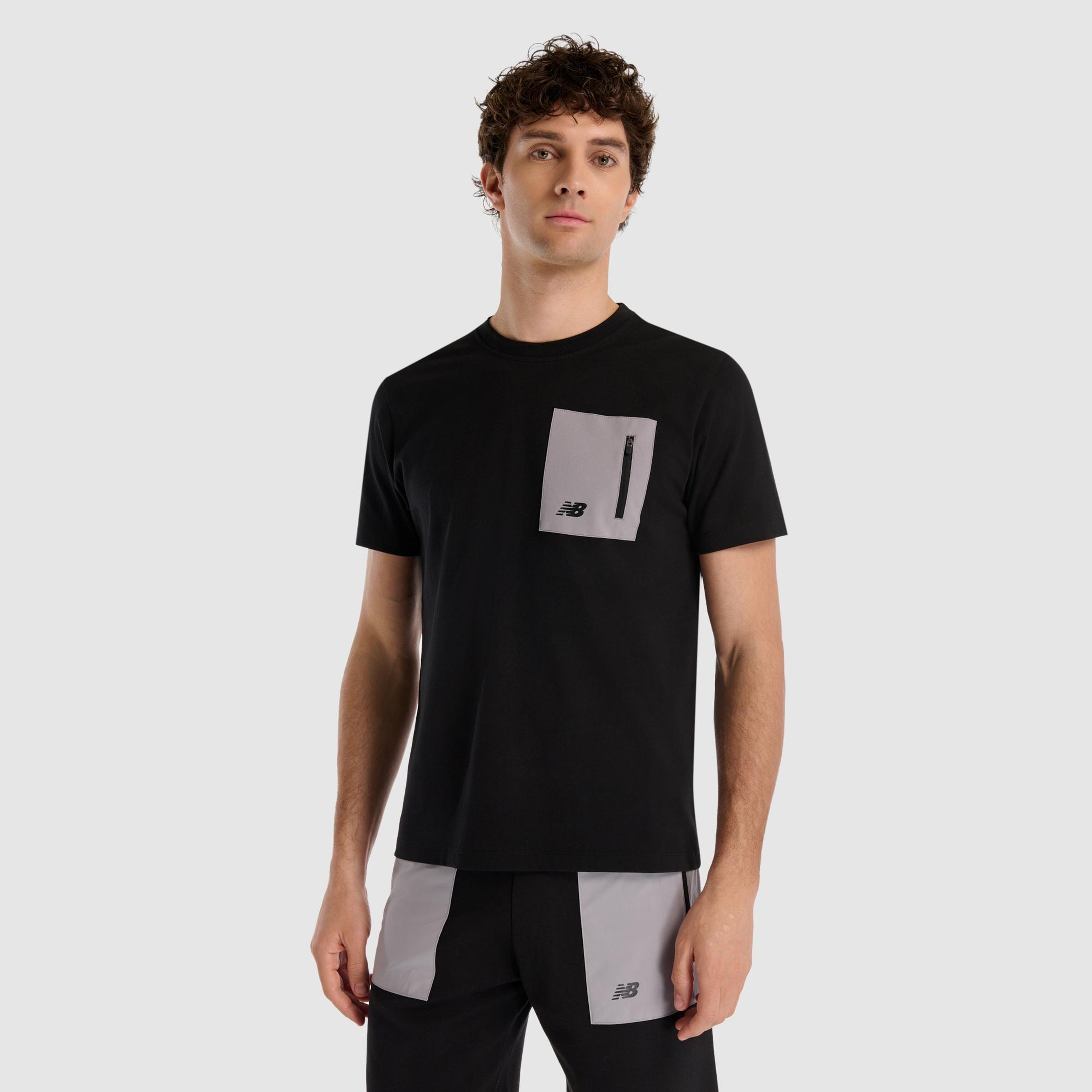 New Balance Erkek Siyah T-Shirt