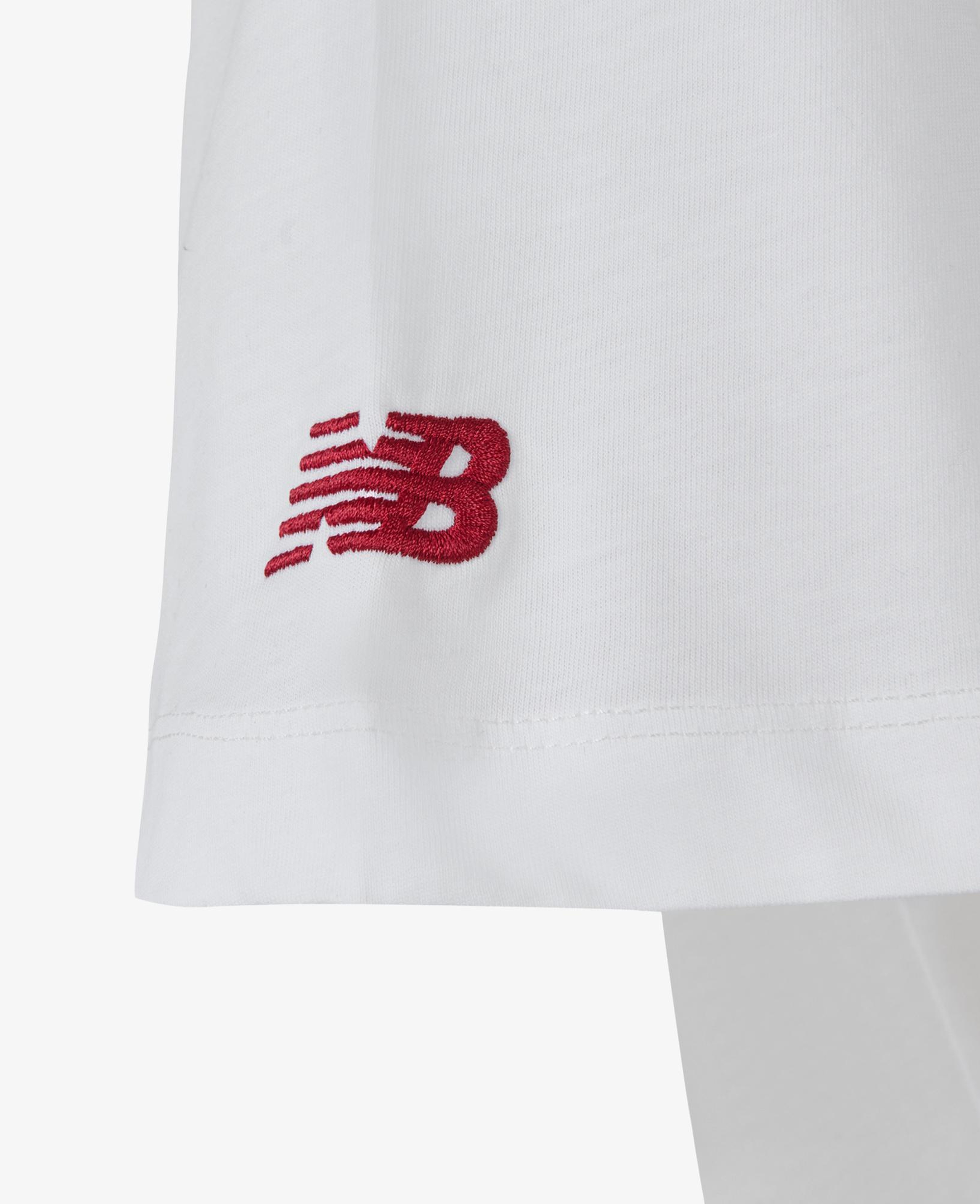 New Balance WNT1609 Lifestyle Kadın Beyaz T-Shirt