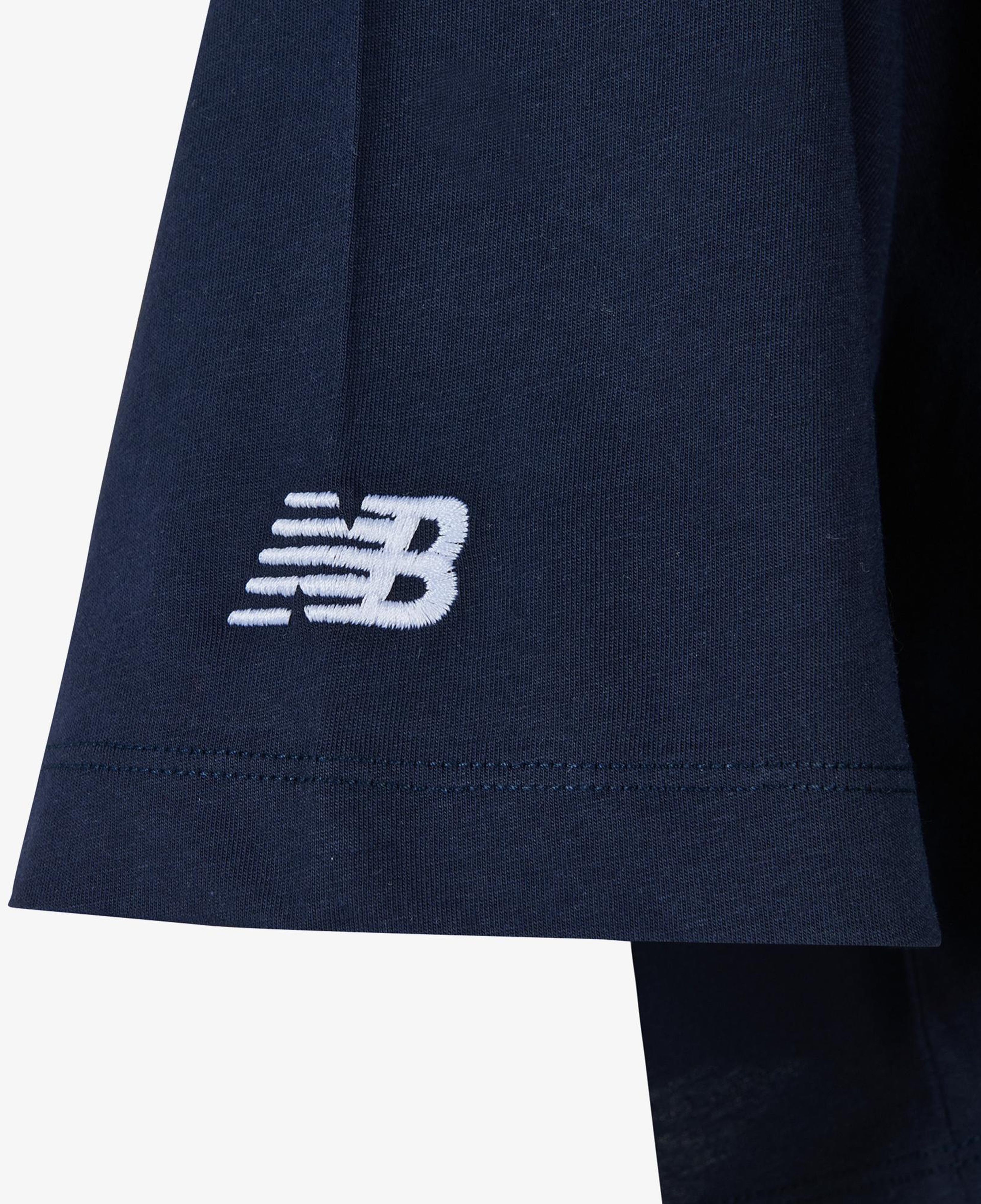 New Balance WNT1609 Lifestyle Kadın Lacivert T-Shirt