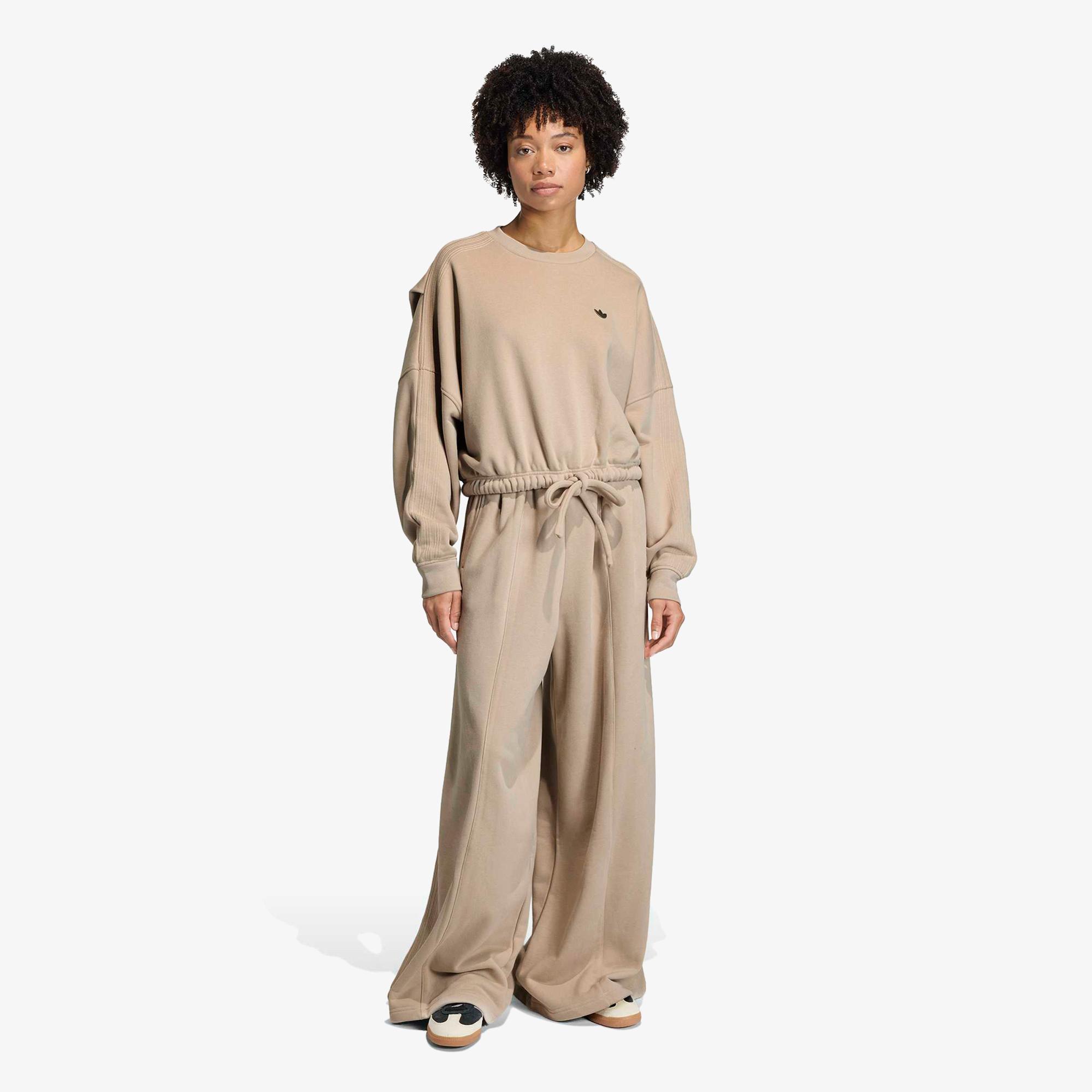 adidas P Essential Os CrKadın Bej Sweatshirt