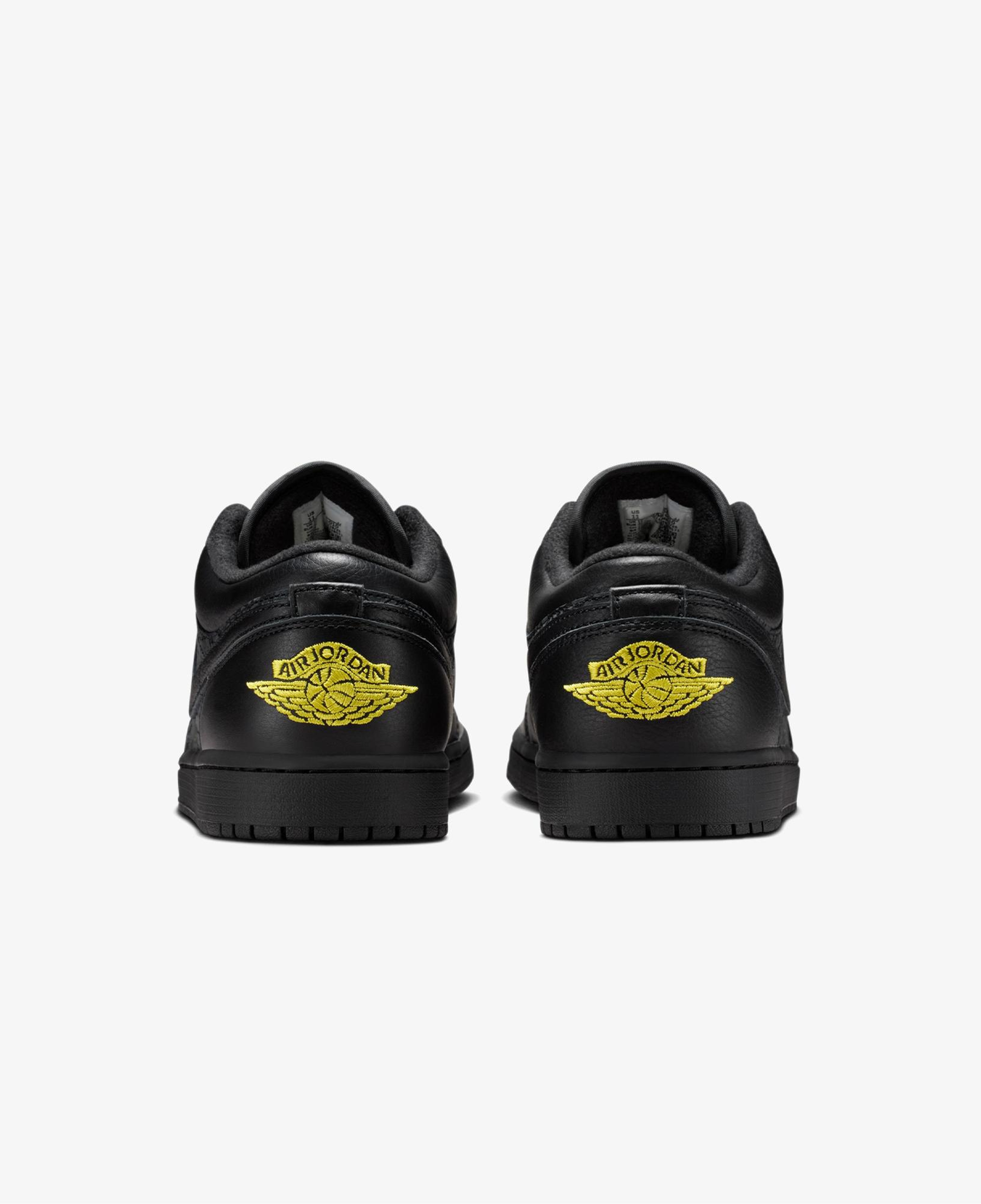 Jordan Air 1 Low SE Erkek Siyah Spor Ayakkabı