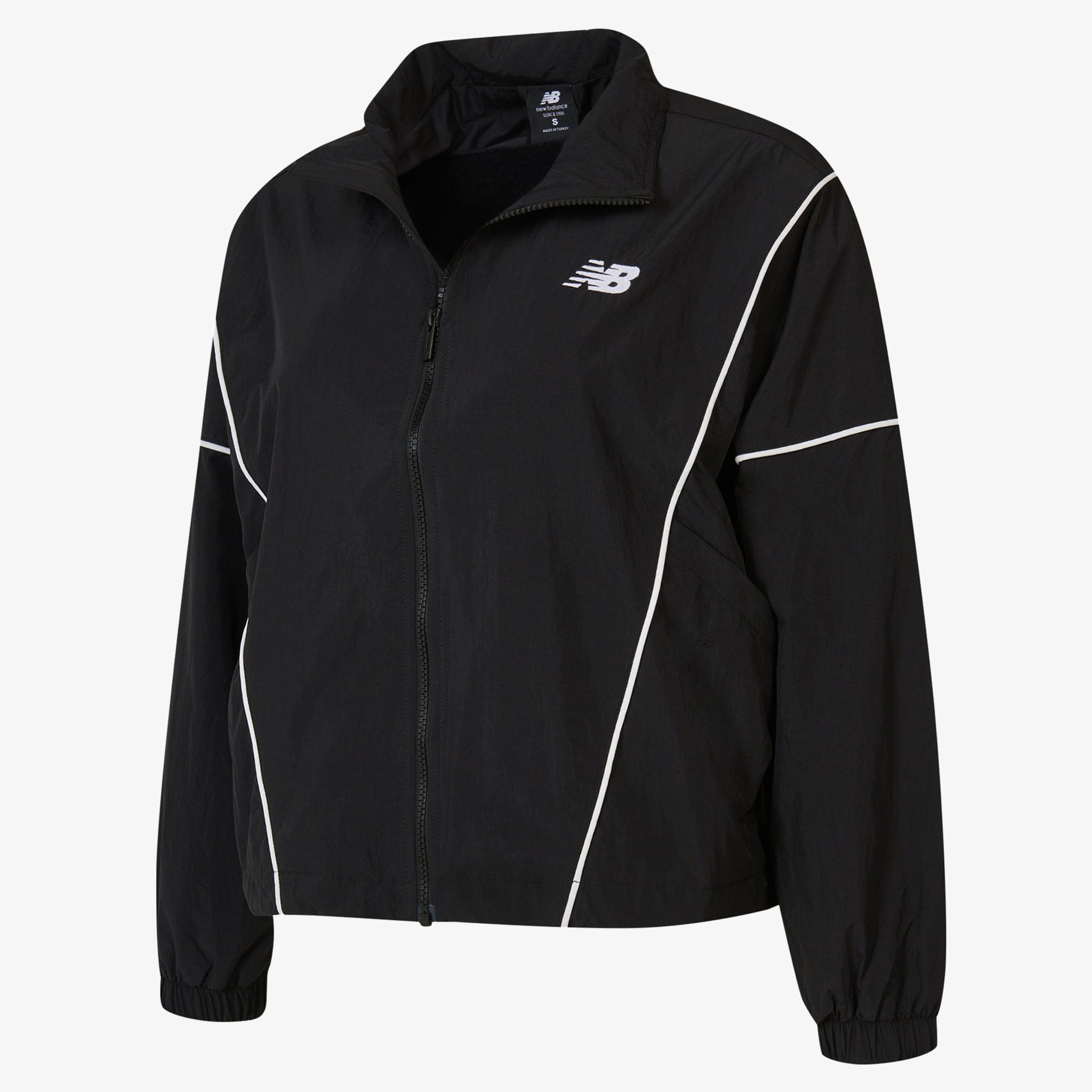 New Balance WNJ3542 Lifestyle Kadın Siyah Ceket