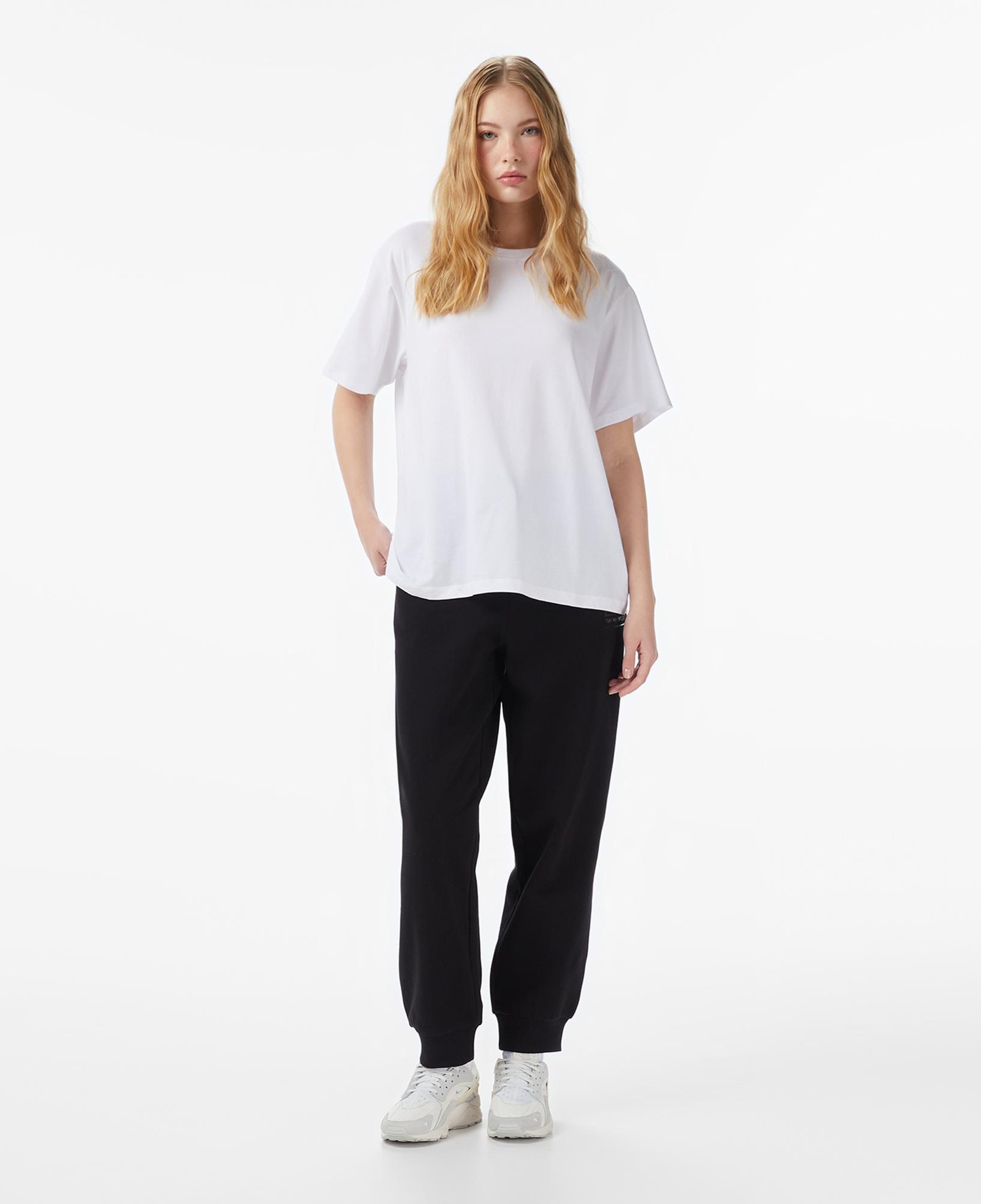 Emporio Armani Train Core Kadın Beyaz T-Shirt