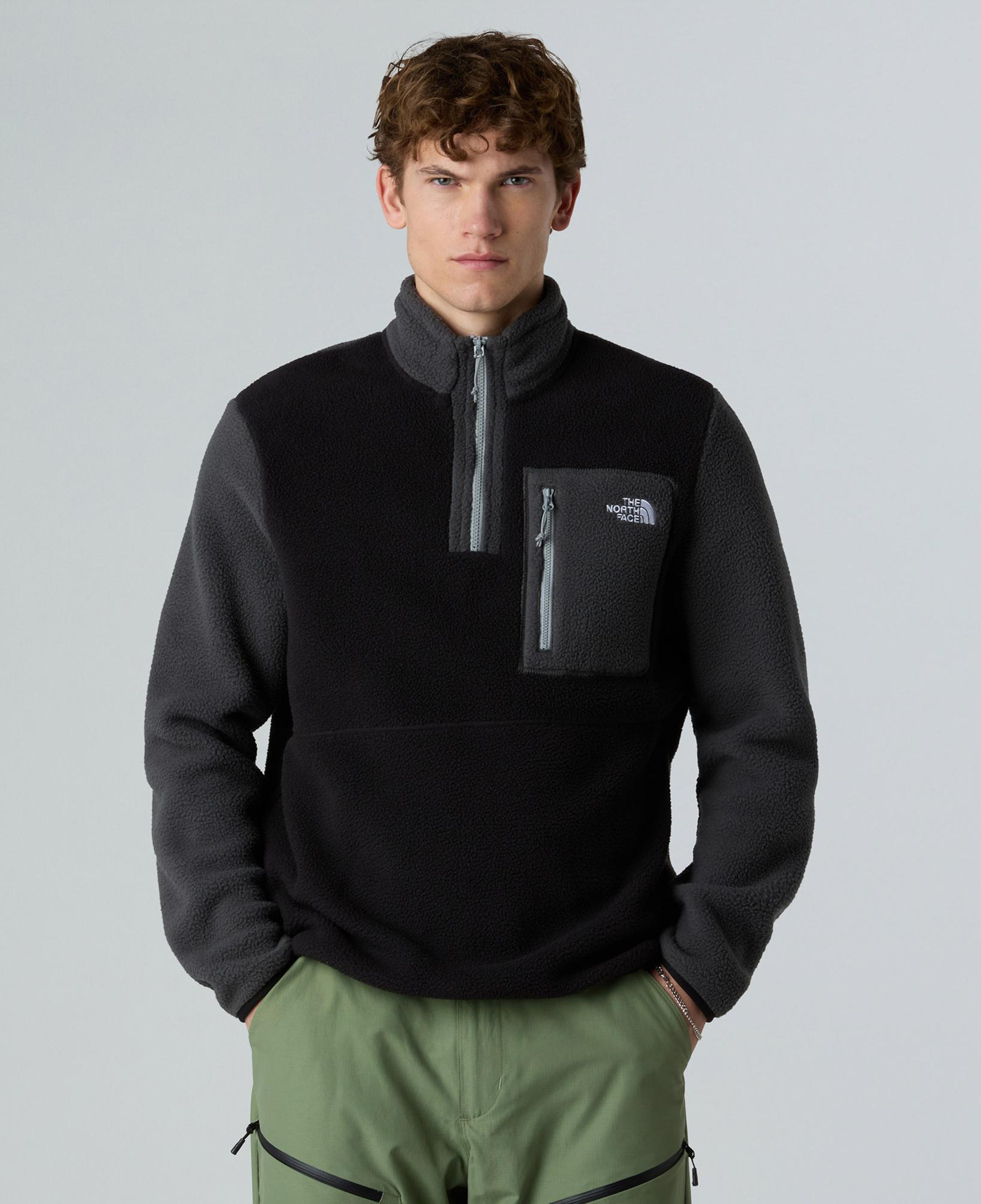 The North Face Erkek Yumiori Tam Boy Fermuarlı Siyah Polar Mont