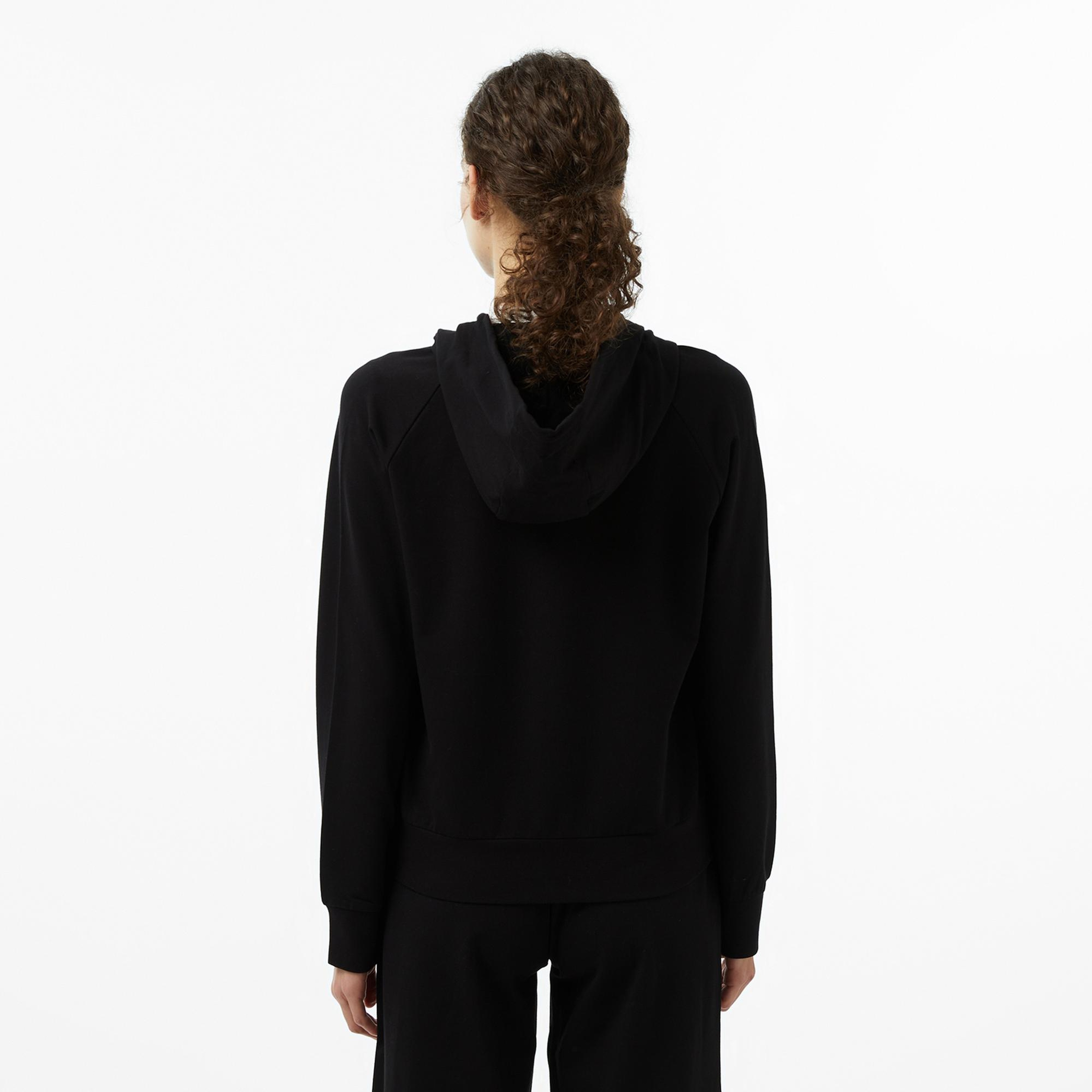 Emporio Armani Train Core Kadın Siyah Sweatshirt