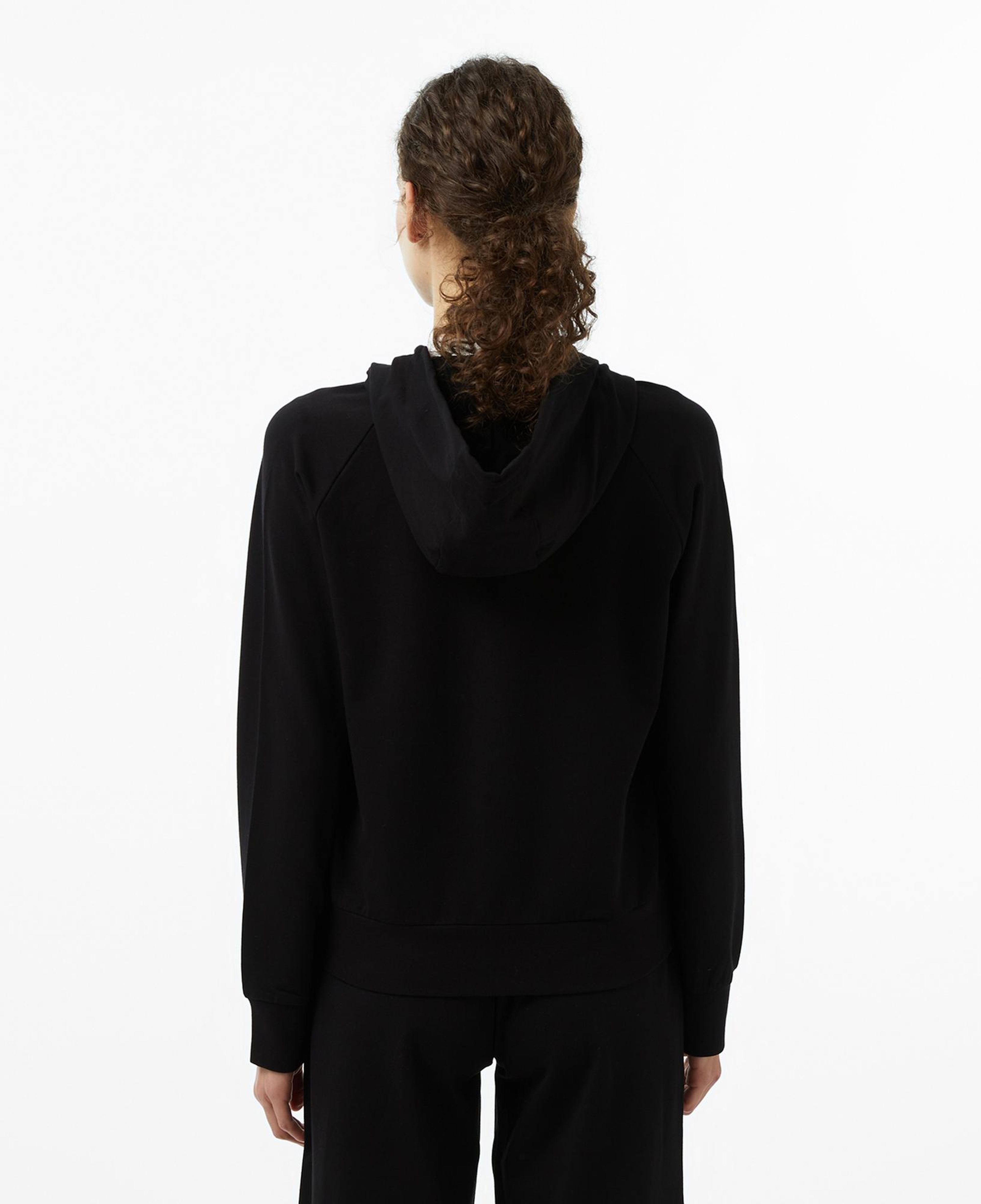 Emporio Armani Train Core Kadın Siyah Sweatshirt