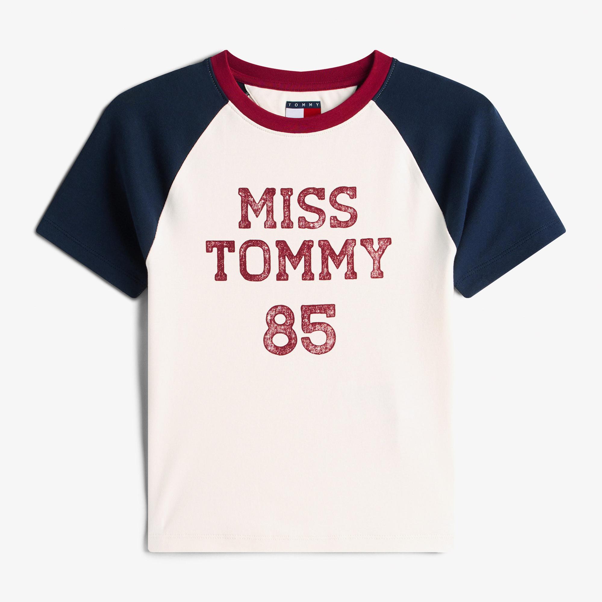Tommy Hilfiger Slim Fit Miss Tommy Kadın Beyaz T-Shirt