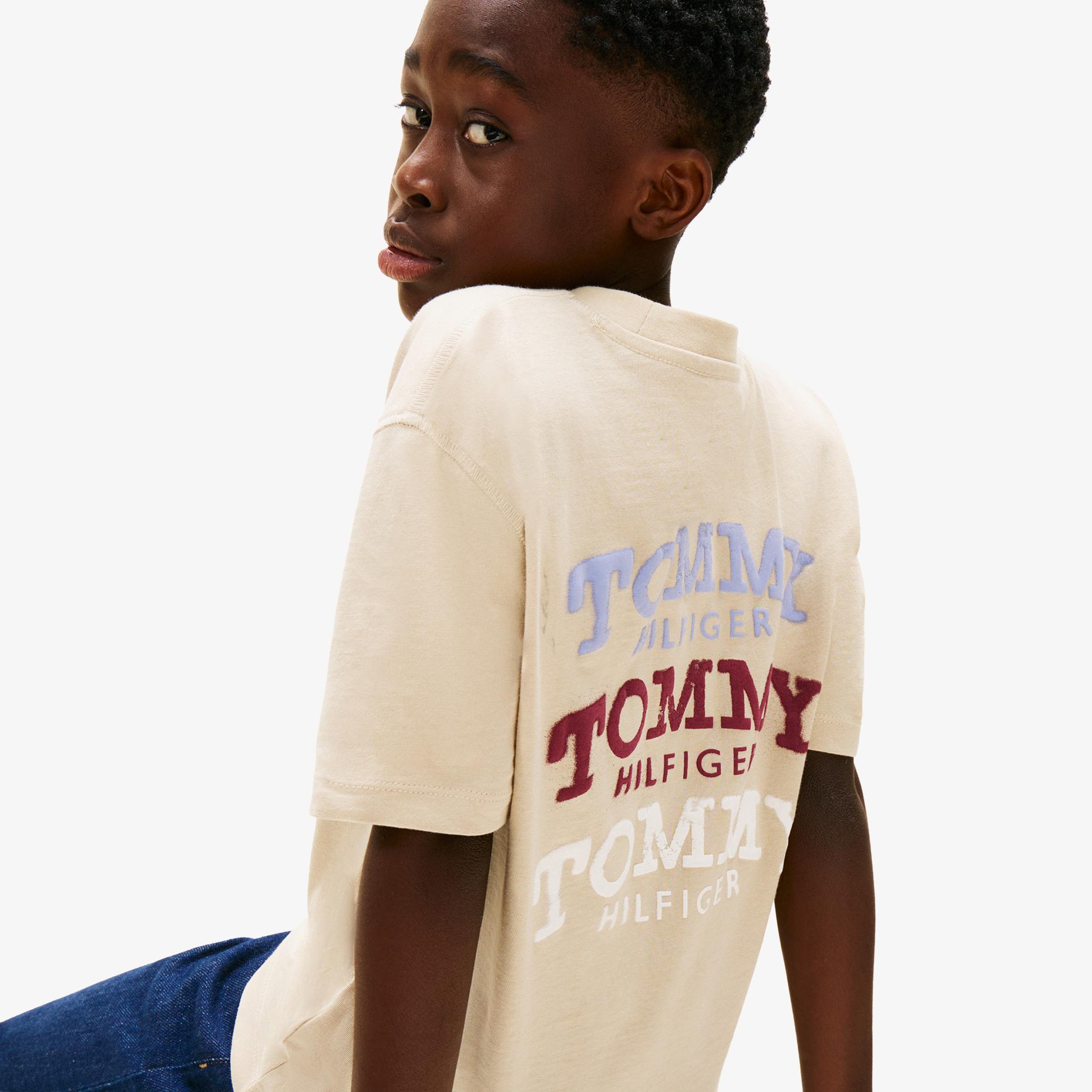 Tommy Hilfiger Washed Faded Graphic Çocuk Bej T-Shirt