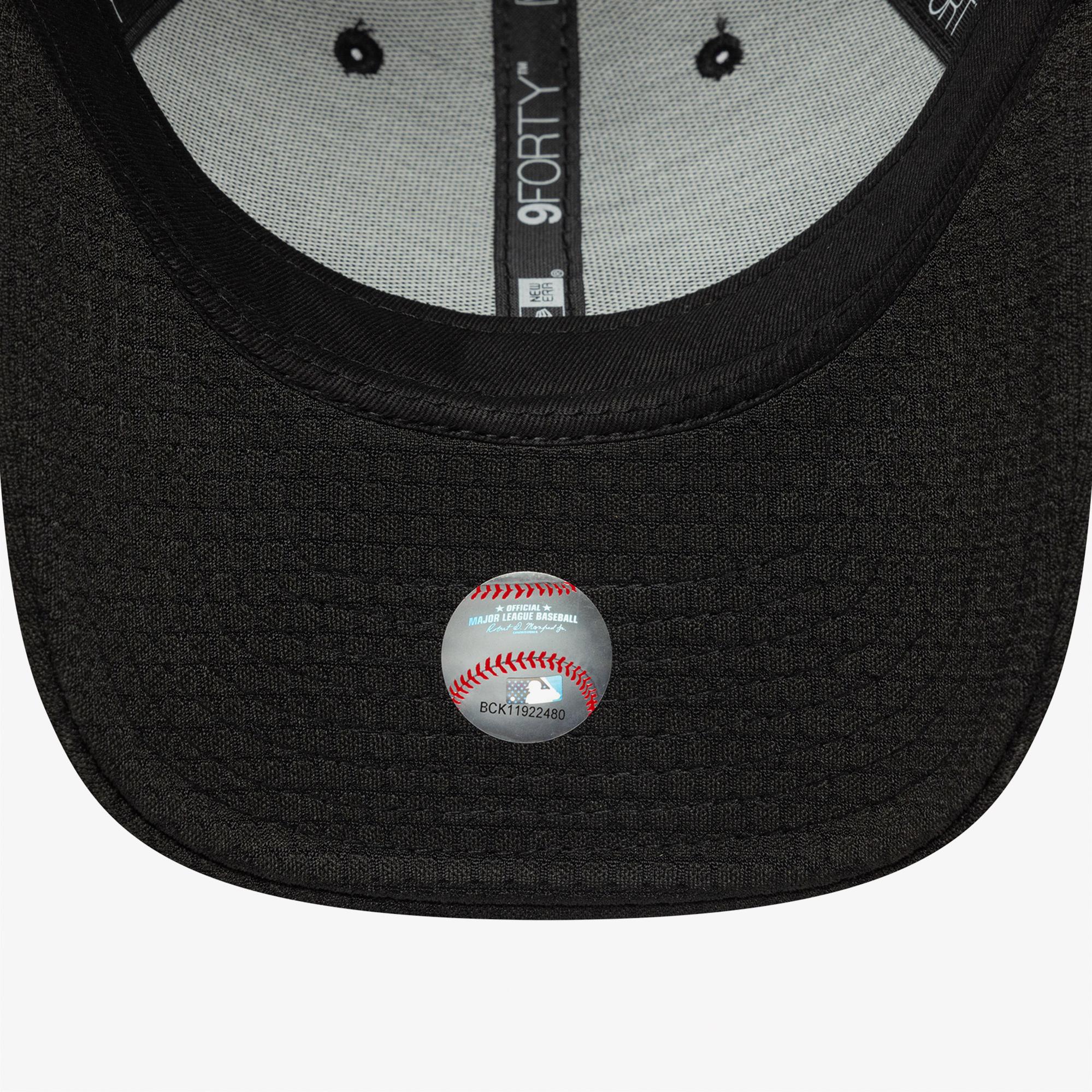 New Era Flawless Mesh 9Forty Neyyan Unisex Siyah Şapka