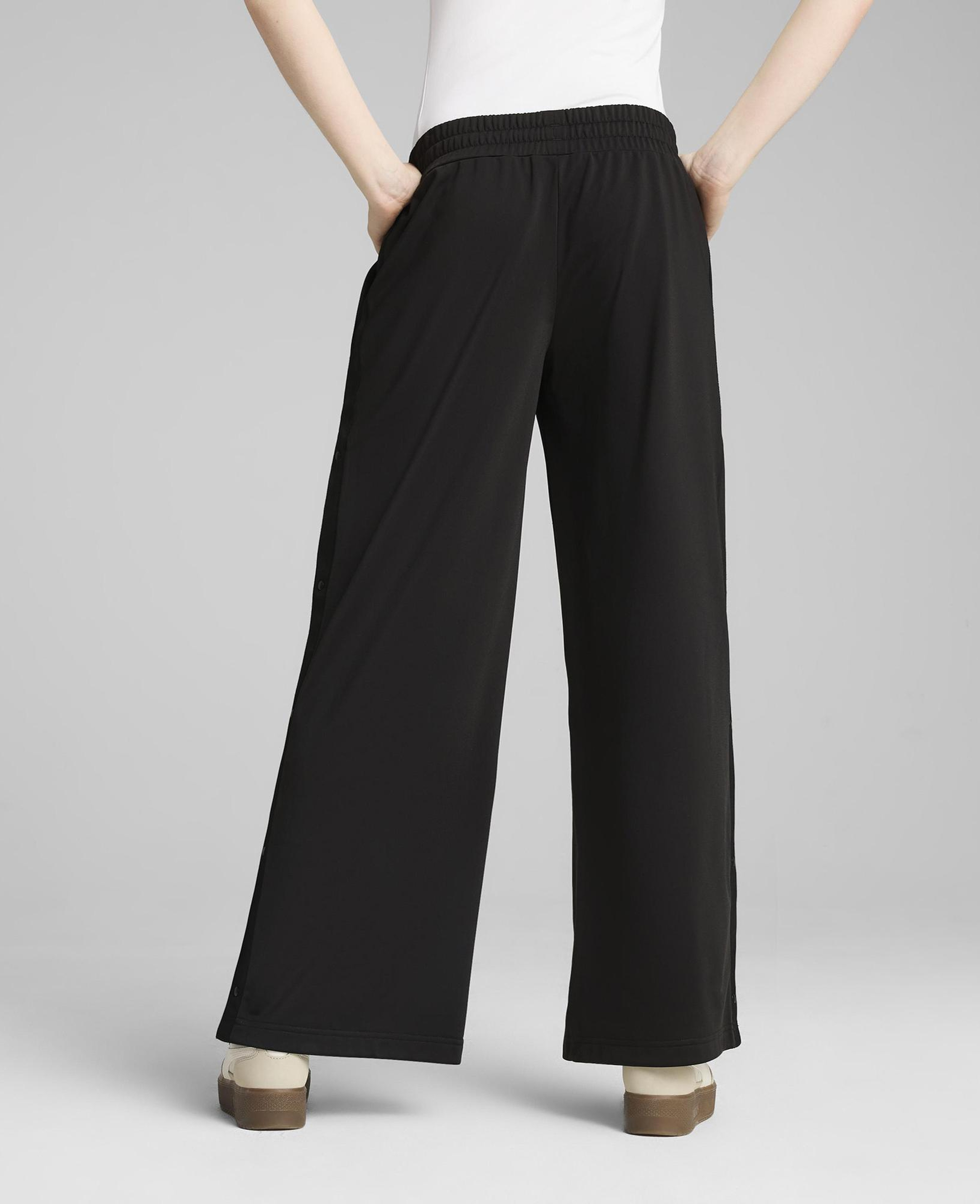 Puma Wardrobe Essentials Low Rise Kadın Siyah Popper Eşofman Altı