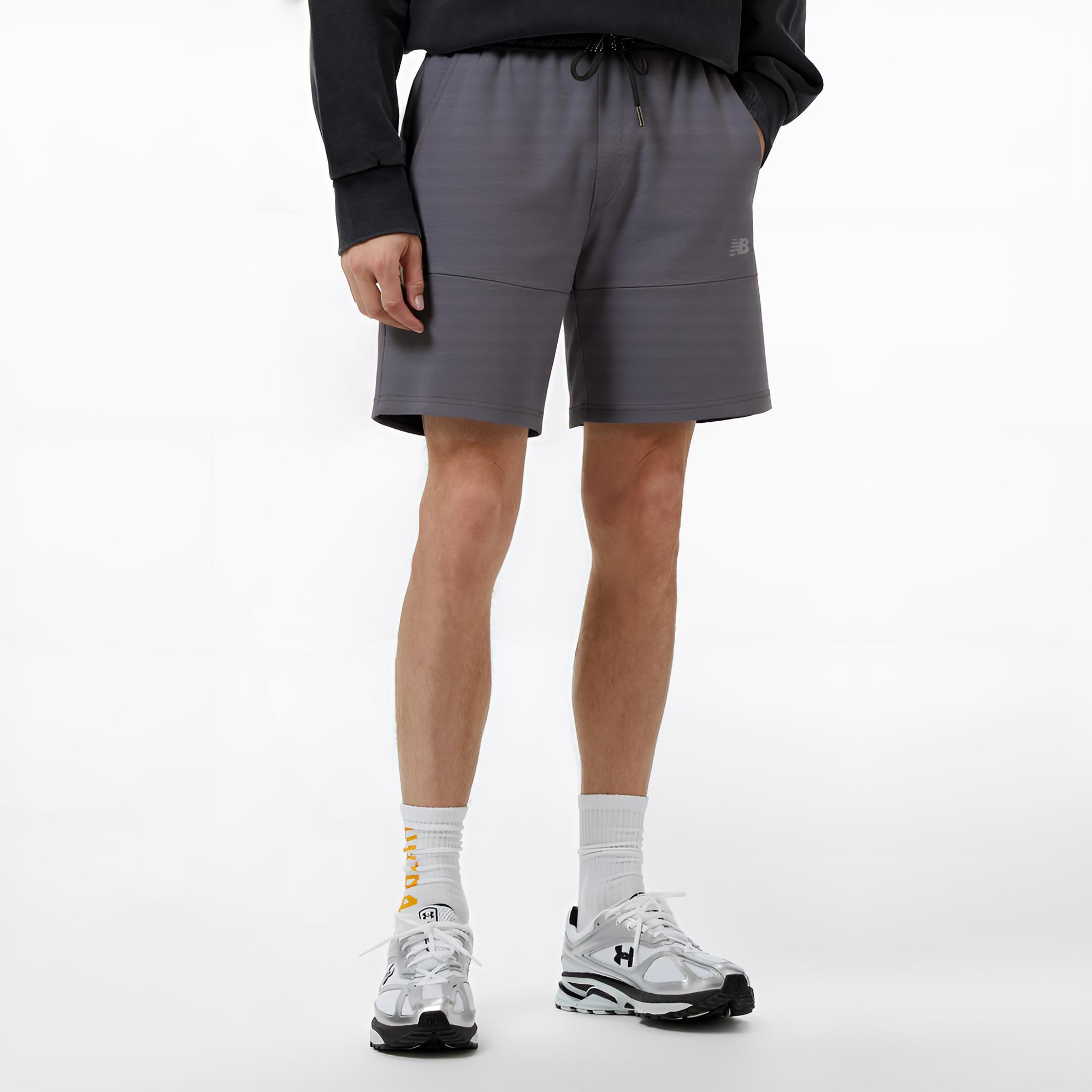 New Balance Lifestyle Erkek Gri Şort