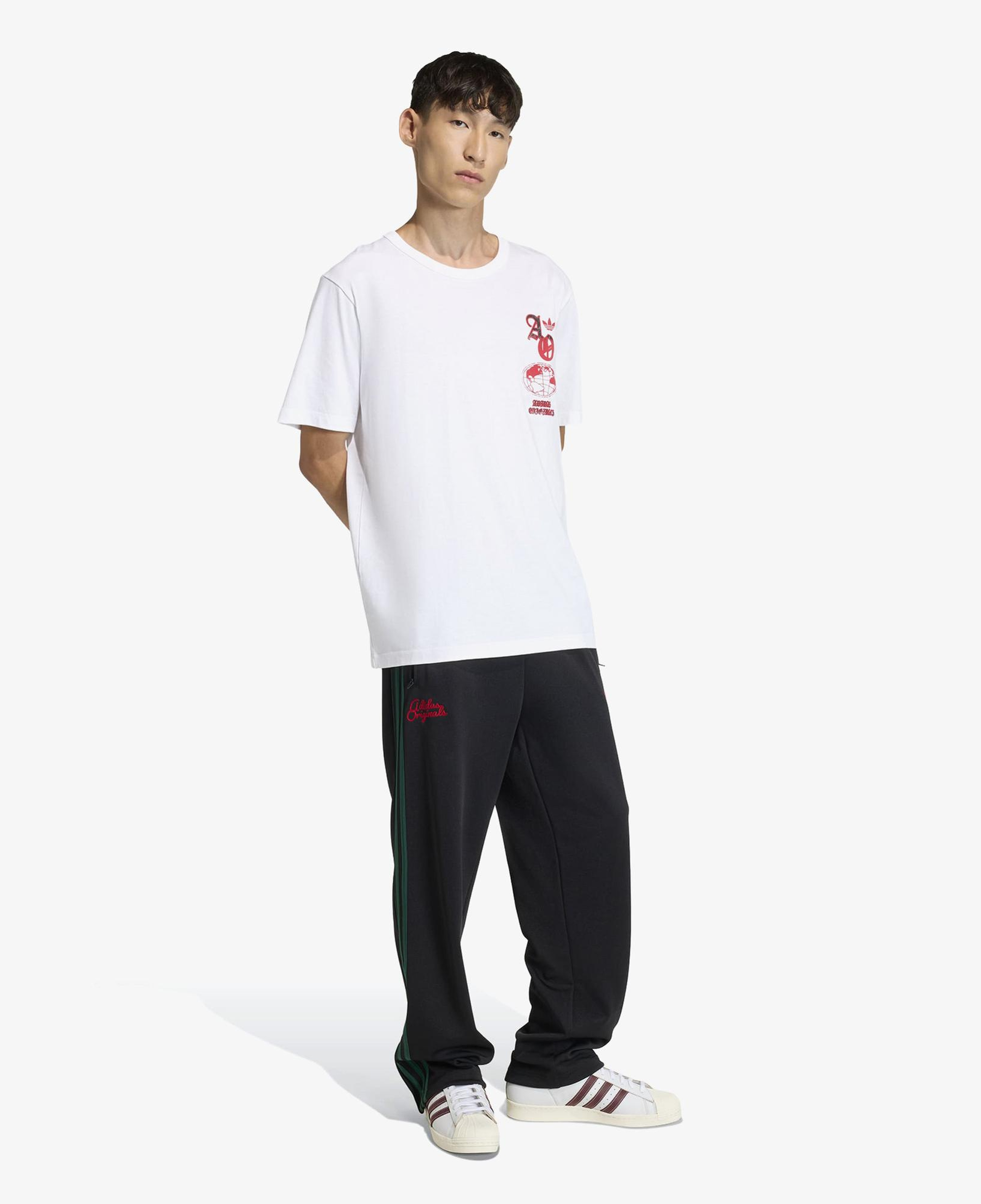 adidas Originals GFX Erkek Beyaz T-Shirt